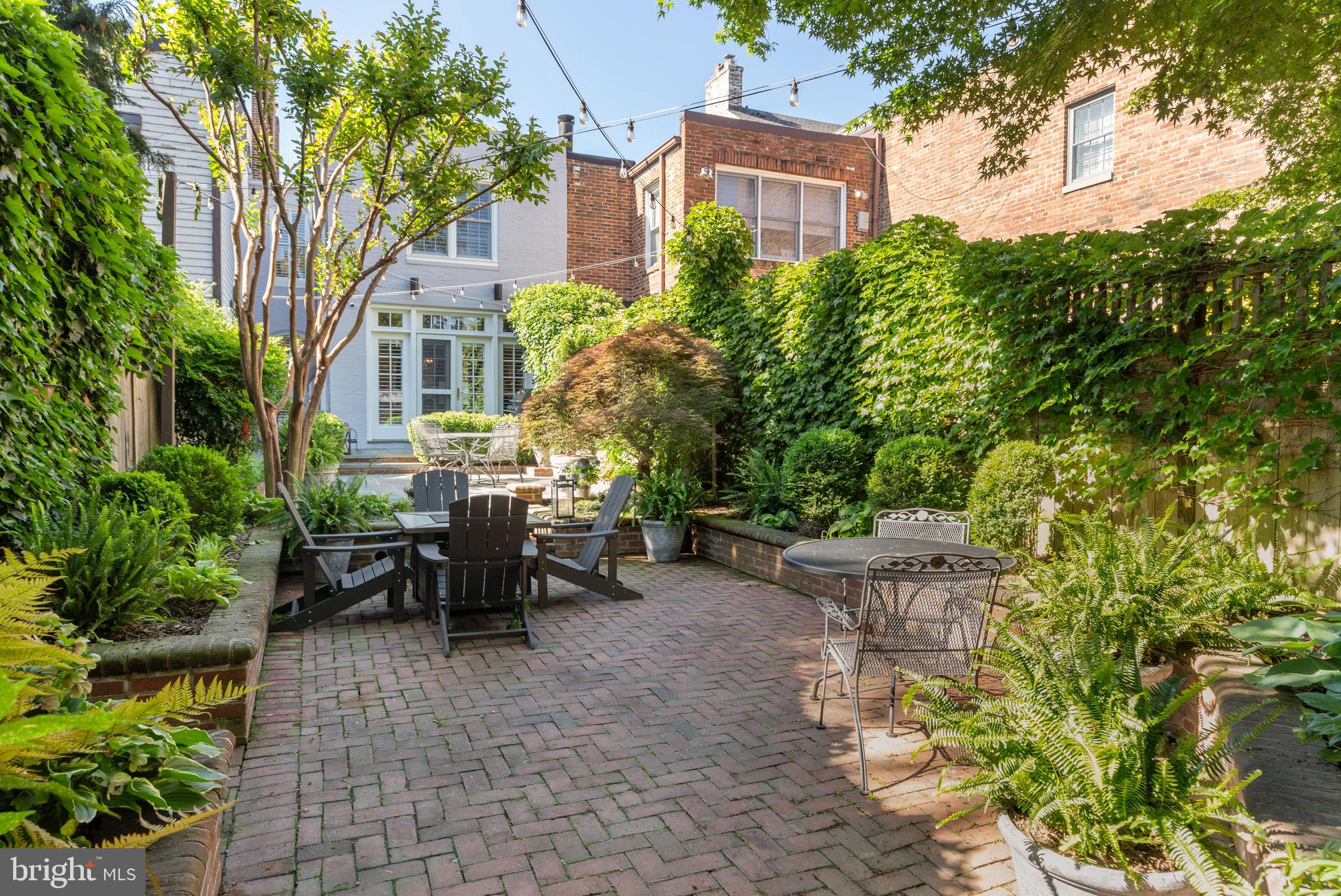 GEORGETOWN - Residential