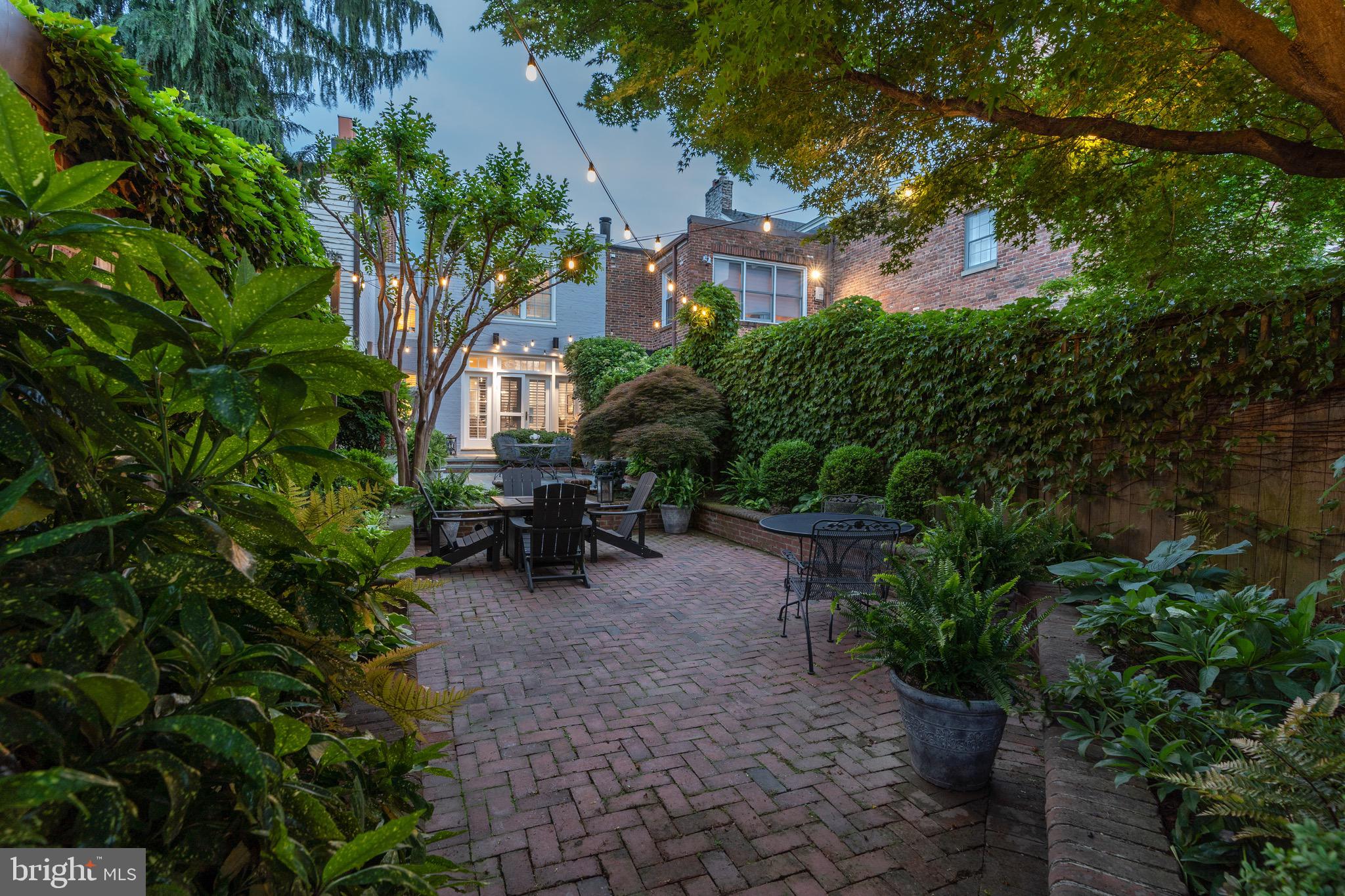 GEORGETOWN - Residential