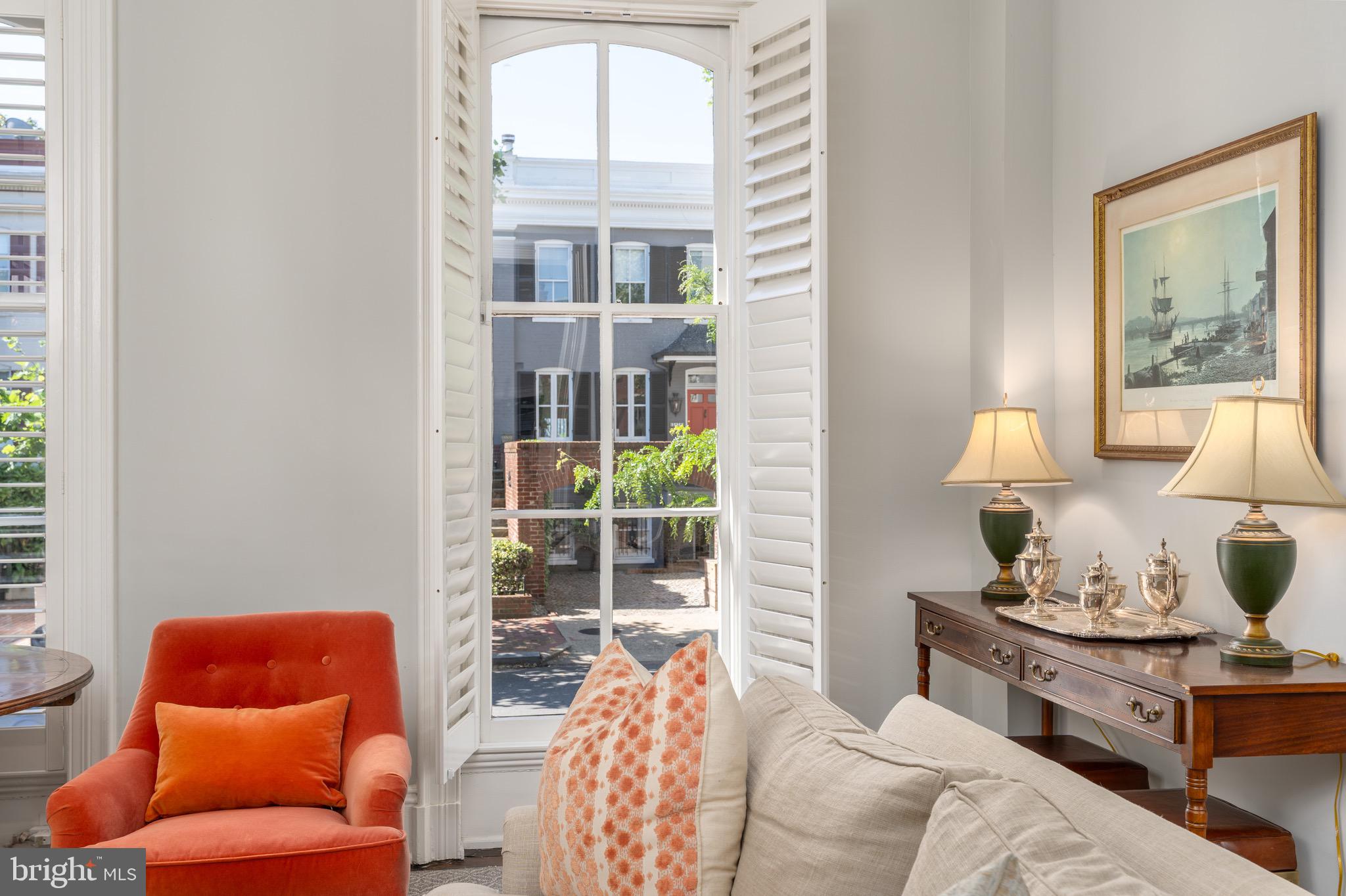 GEORGETOWN - Residential