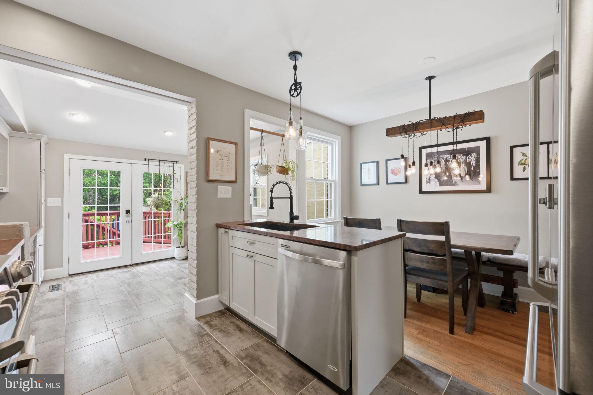 DEL RAY - Residential