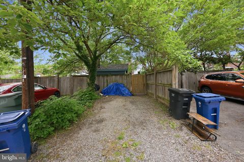 Tiny photo for 539 E Nelson Avenue E, ALEXANDRIA, VA 22301 (MLS # VAAX2059200)