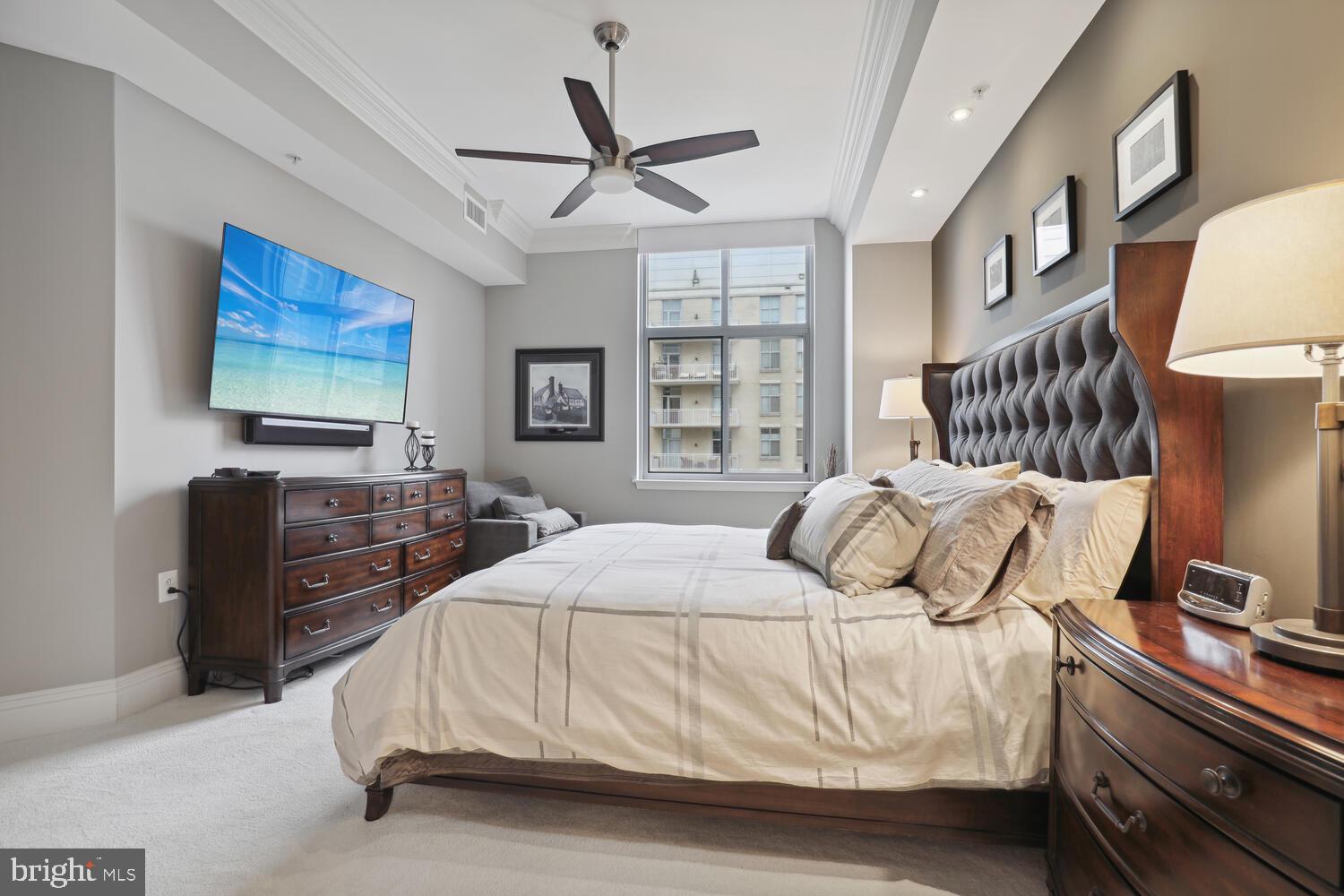 MIDTOWN AT RESTON TOWN CENTER - Residential