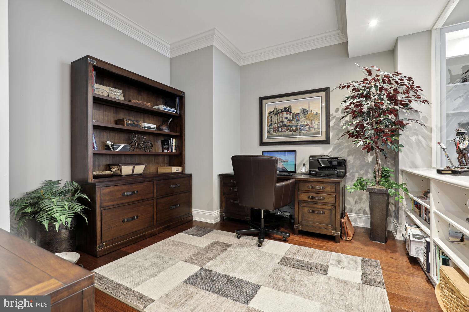 MIDTOWN AT RESTON TOWN CENTER - Residential