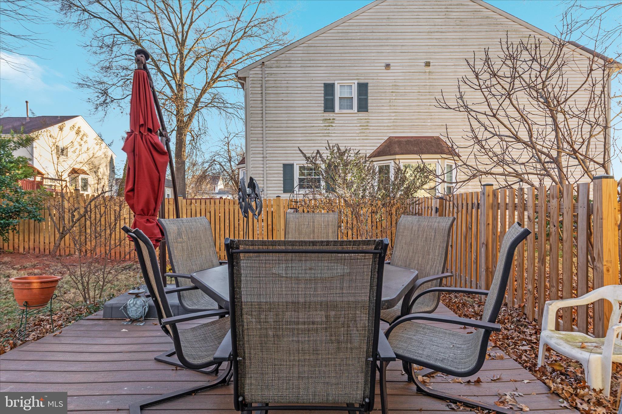 LEE MANOR - Residential