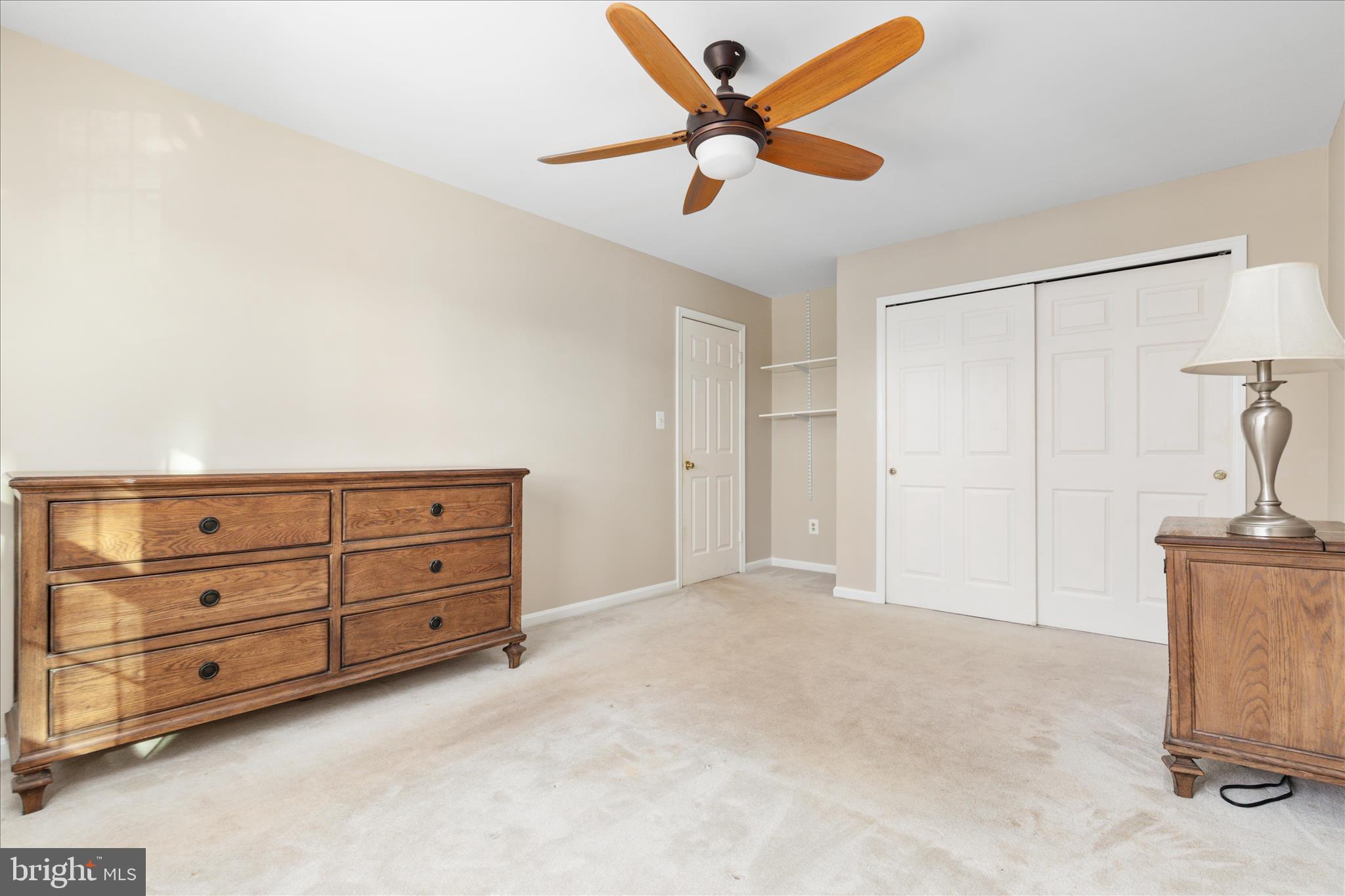 LEE MANOR - Residential