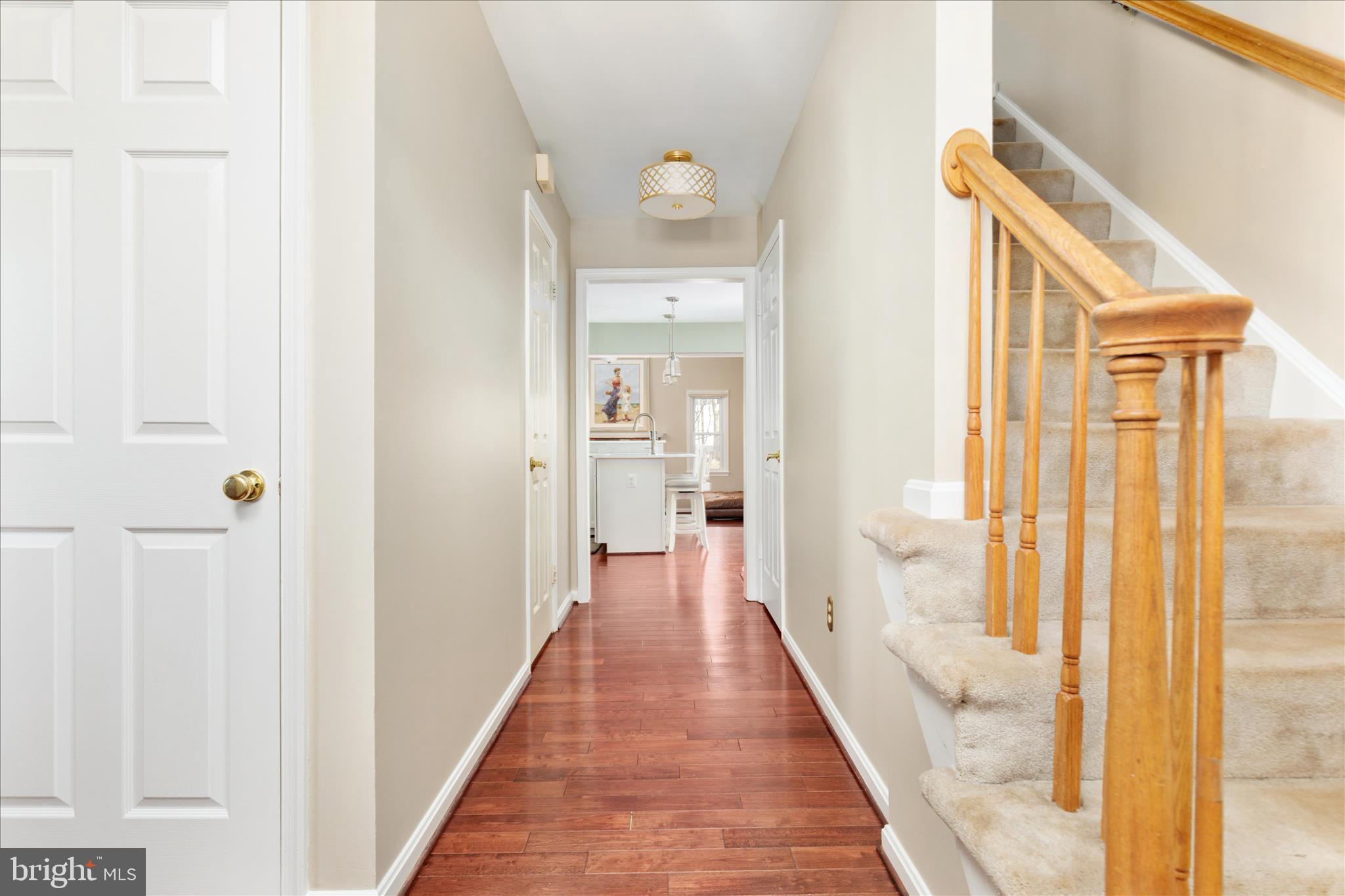 LEE MANOR - Residential