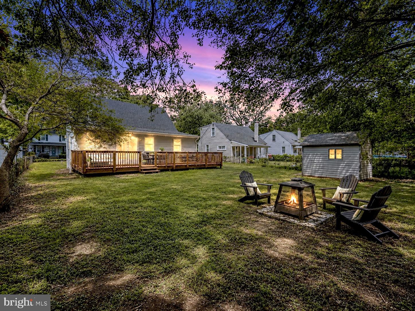 UPPER MAGOTHY BEACH - Residential