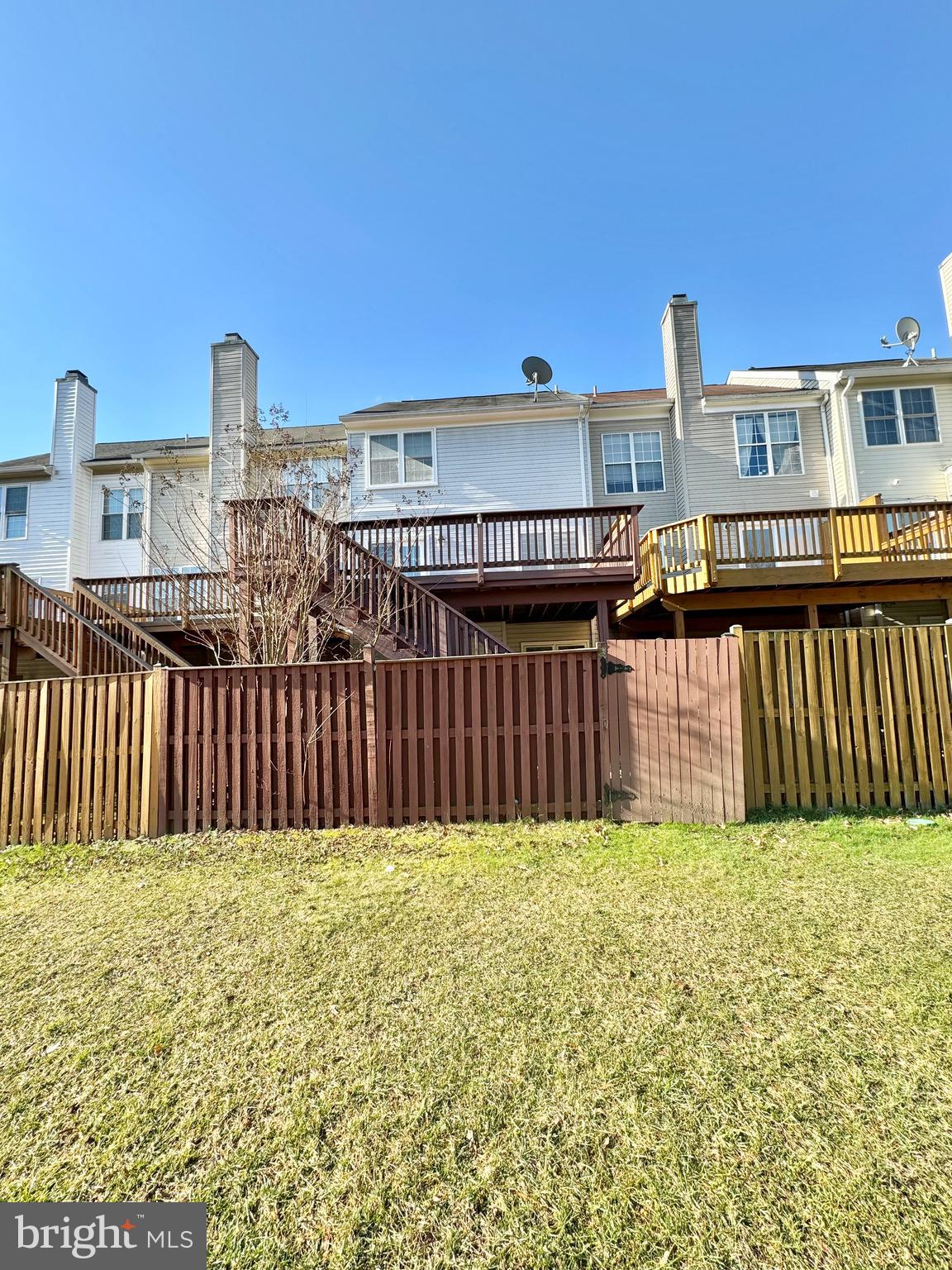 SEVEN OAKS - Residential Lease