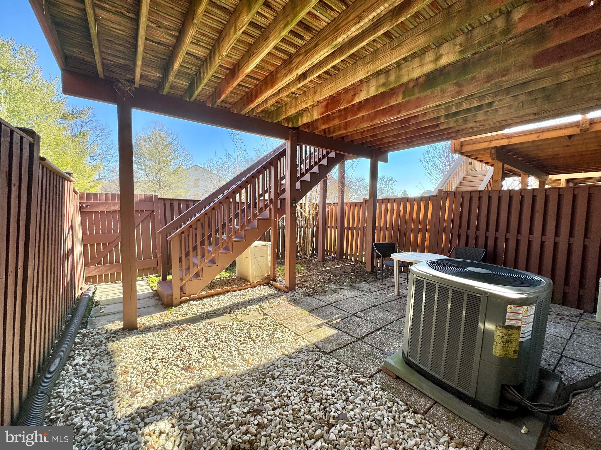 SEVEN OAKS - Residential Lease