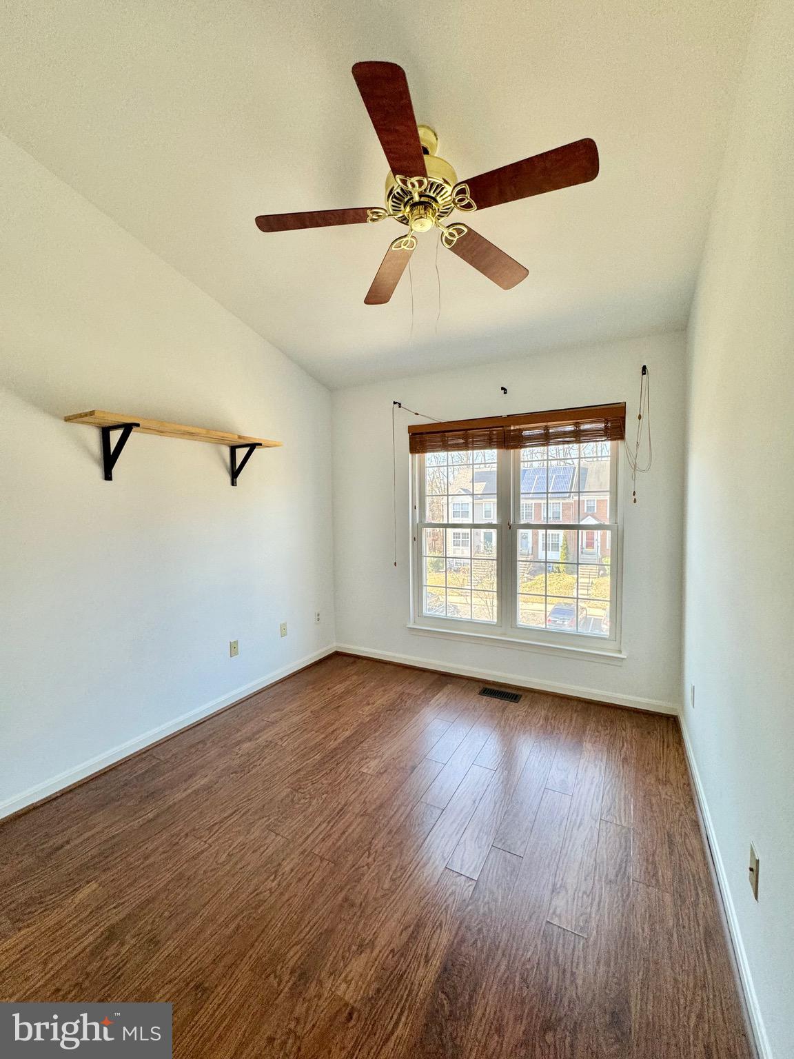 SEVEN OAKS - Residential Lease