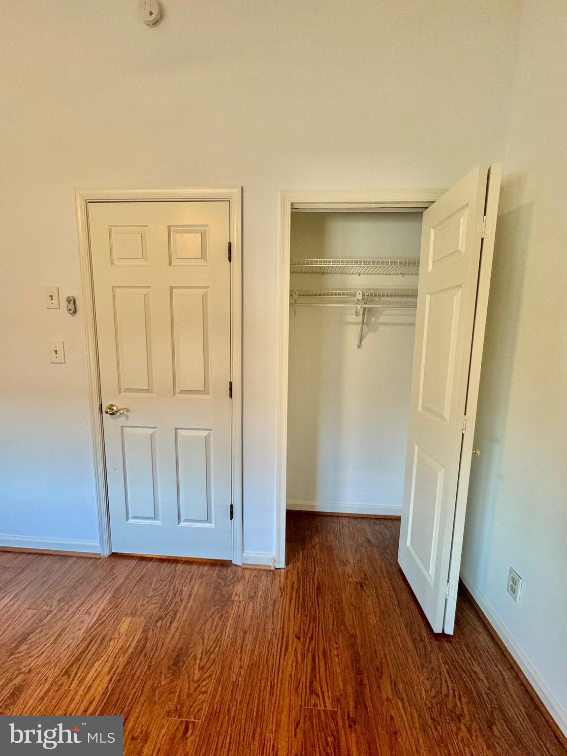 SEVEN OAKS - Residential Lease