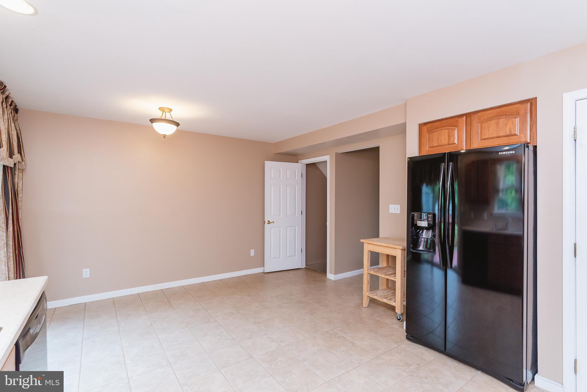 TRUMP WOODS - Residential