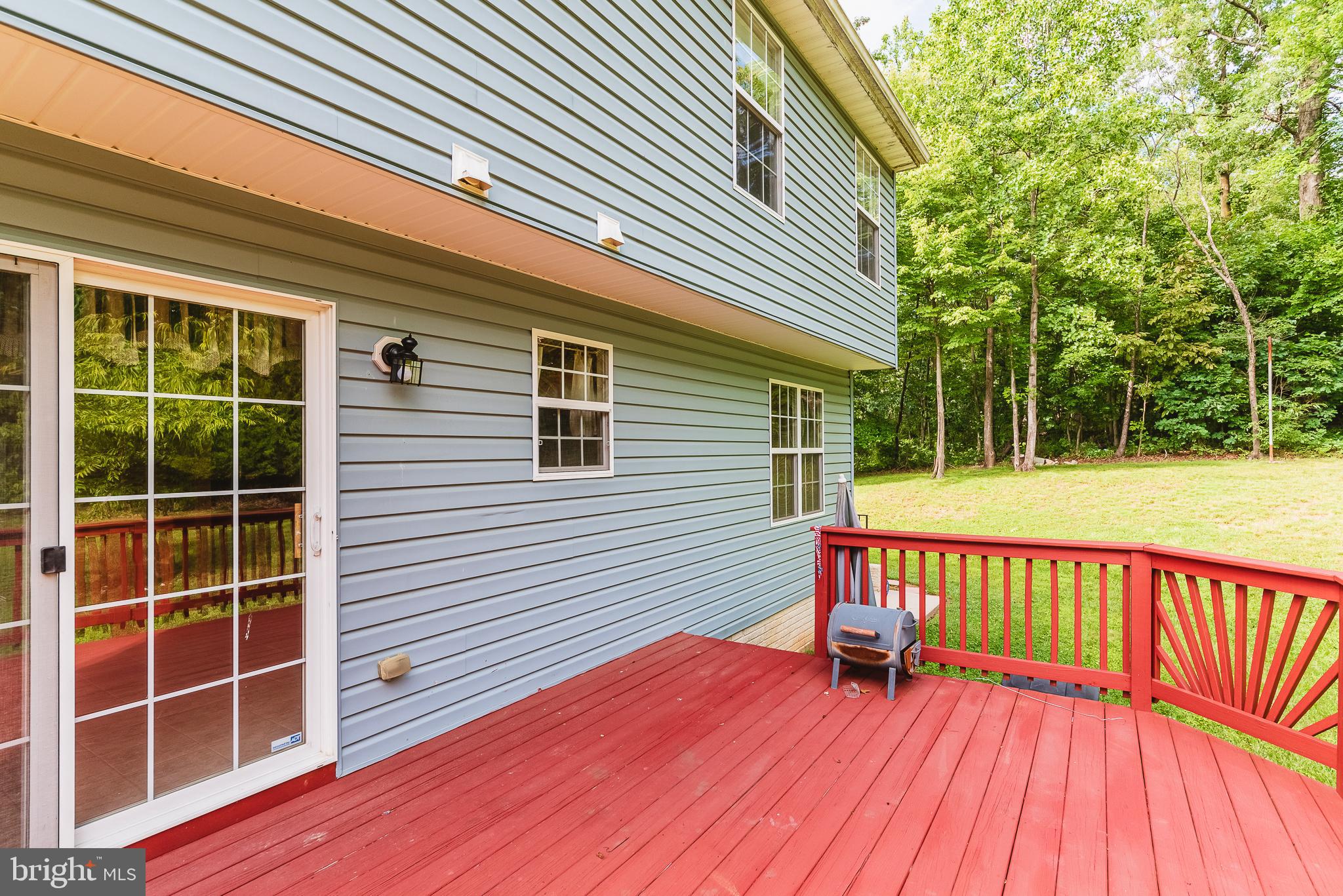 TRUMP WOODS - Residential