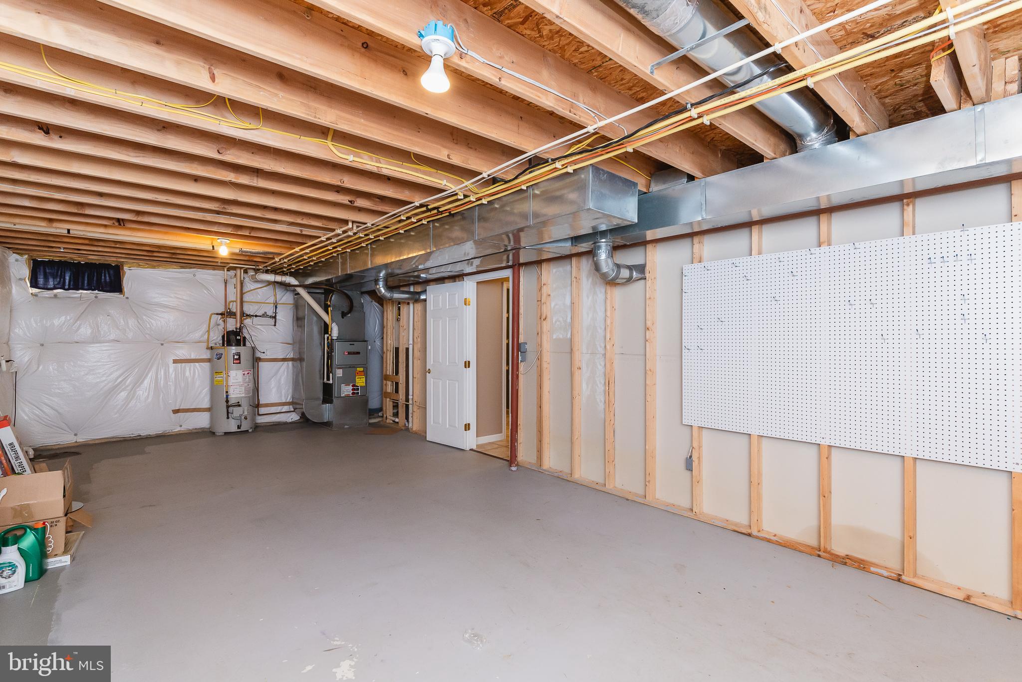 TRUMP WOODS - Residential