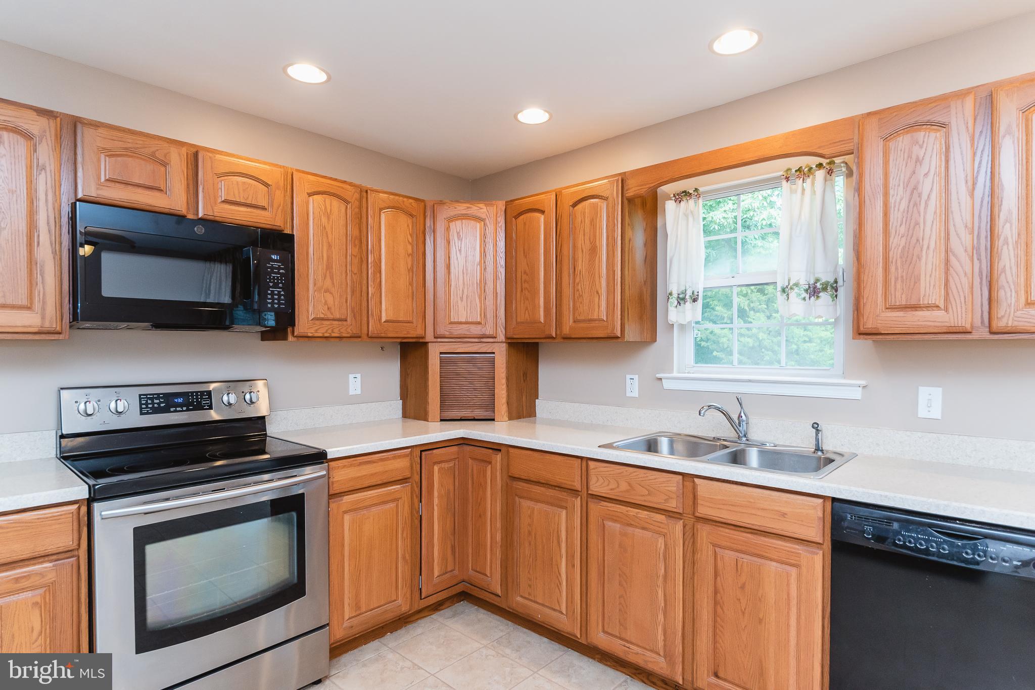 TRUMP WOODS - Residential