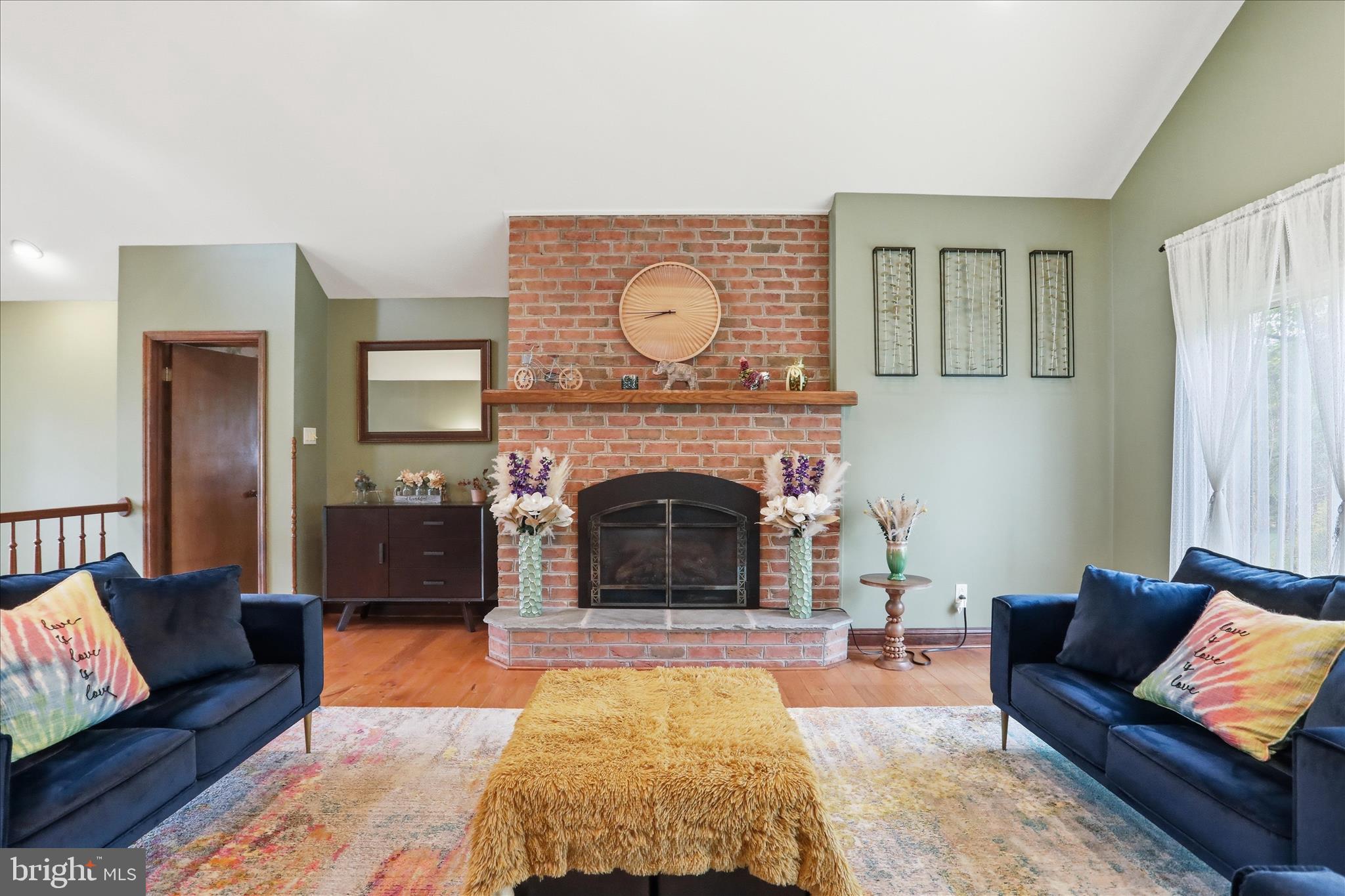 LAURICH TOWN HILL ESTATES - Residential