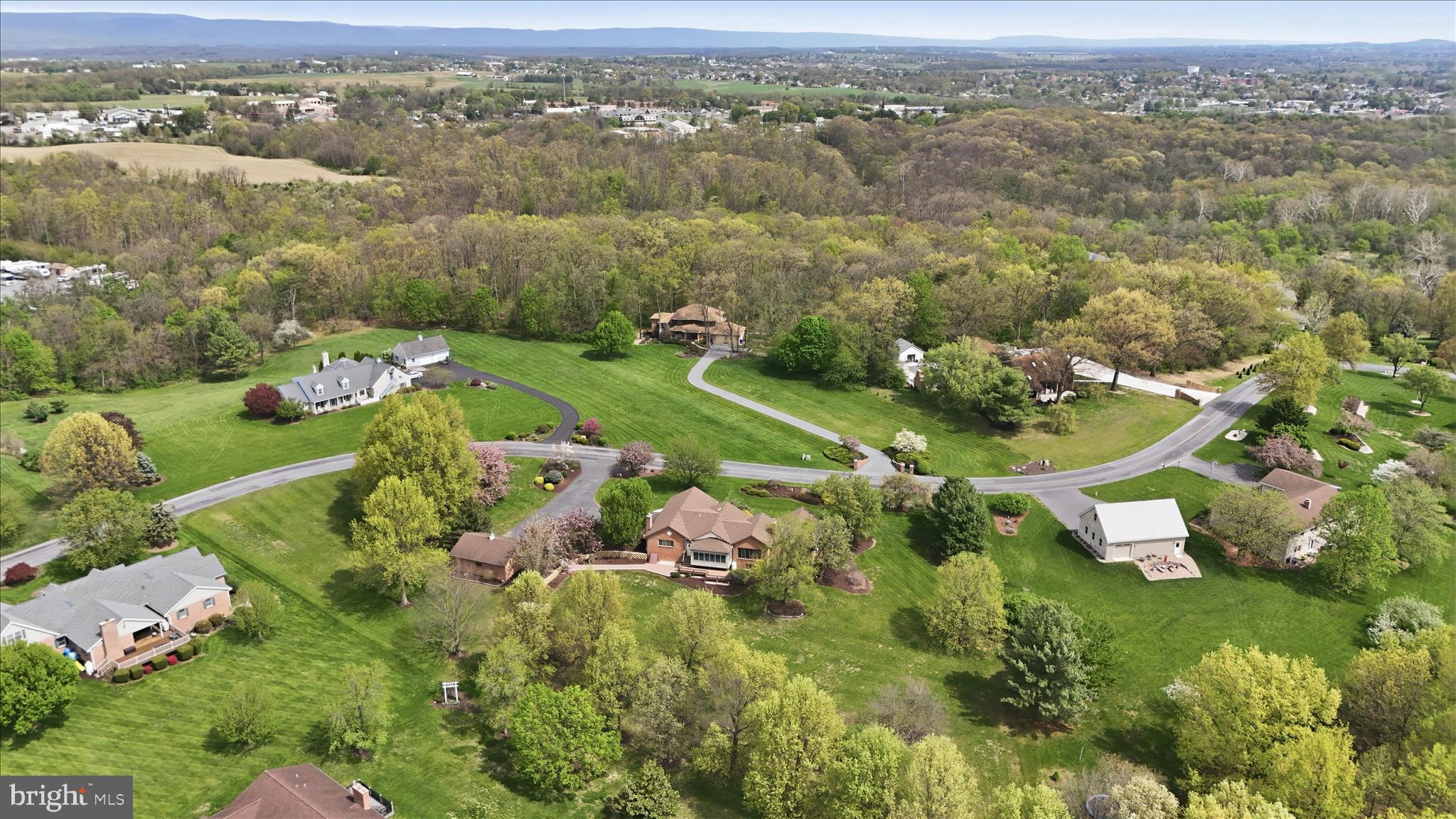 LAURICH TOWN HILL ESTATES - Residential