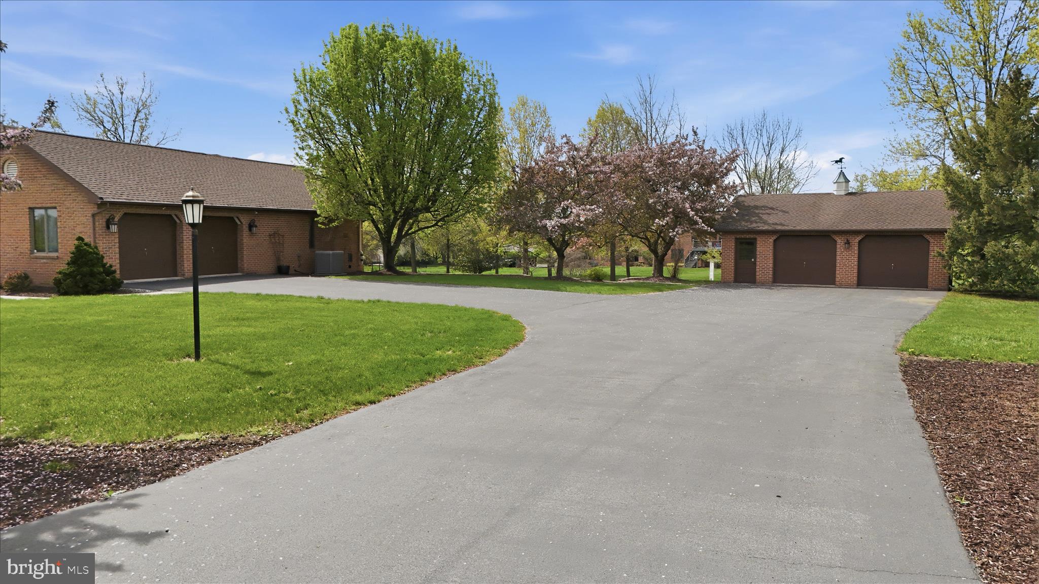 LAURICH TOWN HILL ESTATES - Residential