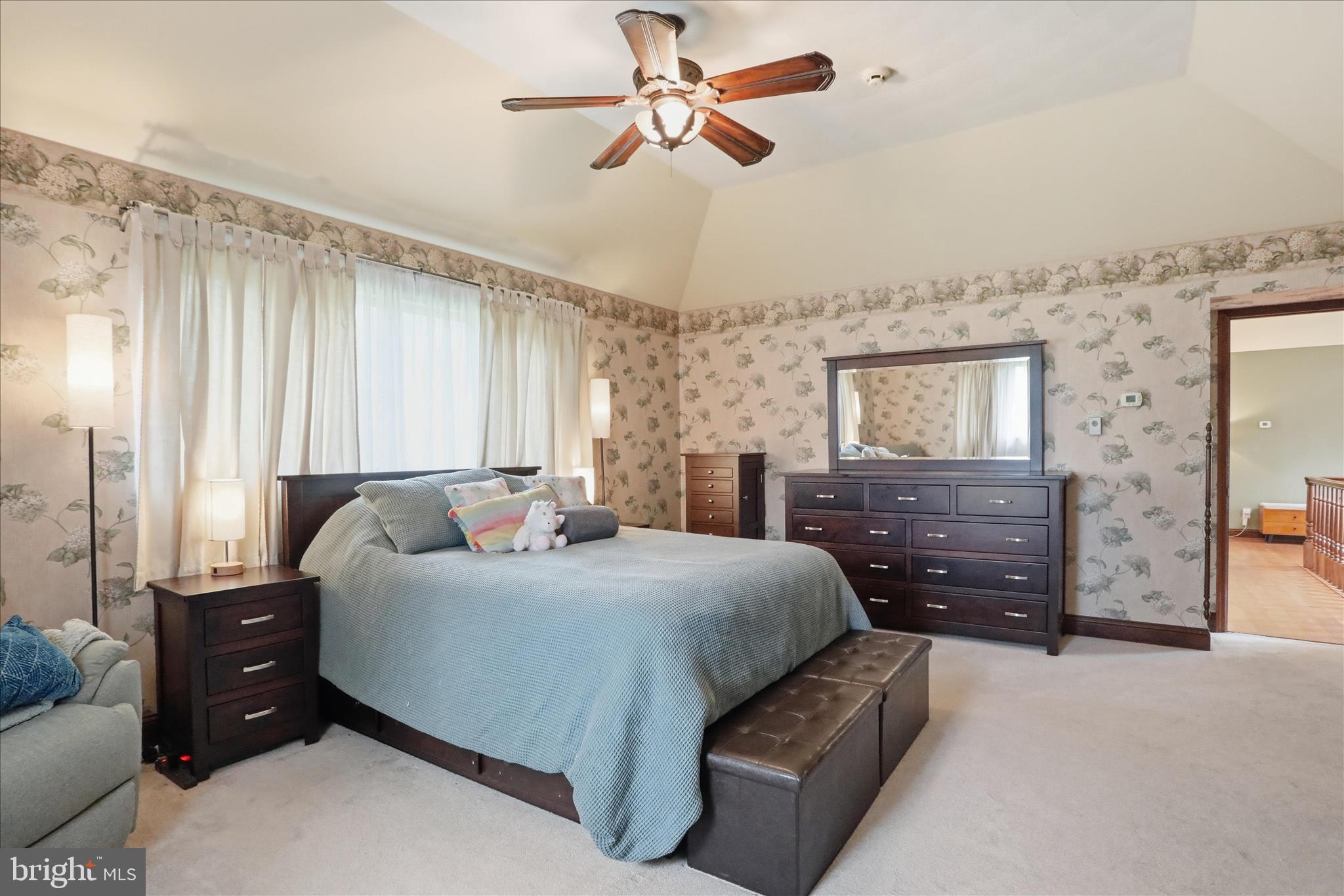 LAURICH TOWN HILL ESTATES - Residential