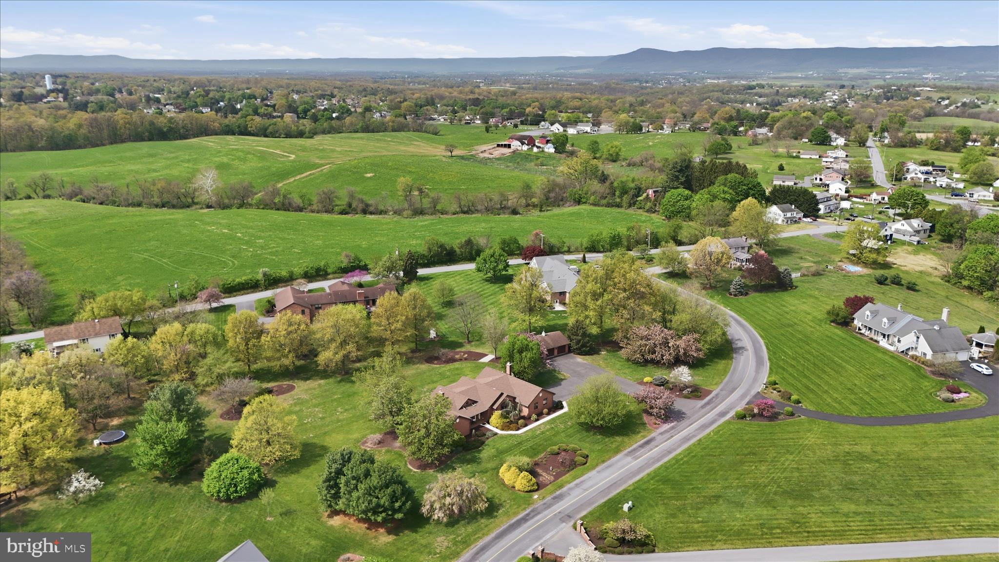 LAURICH TOWN HILL ESTATES - Residential