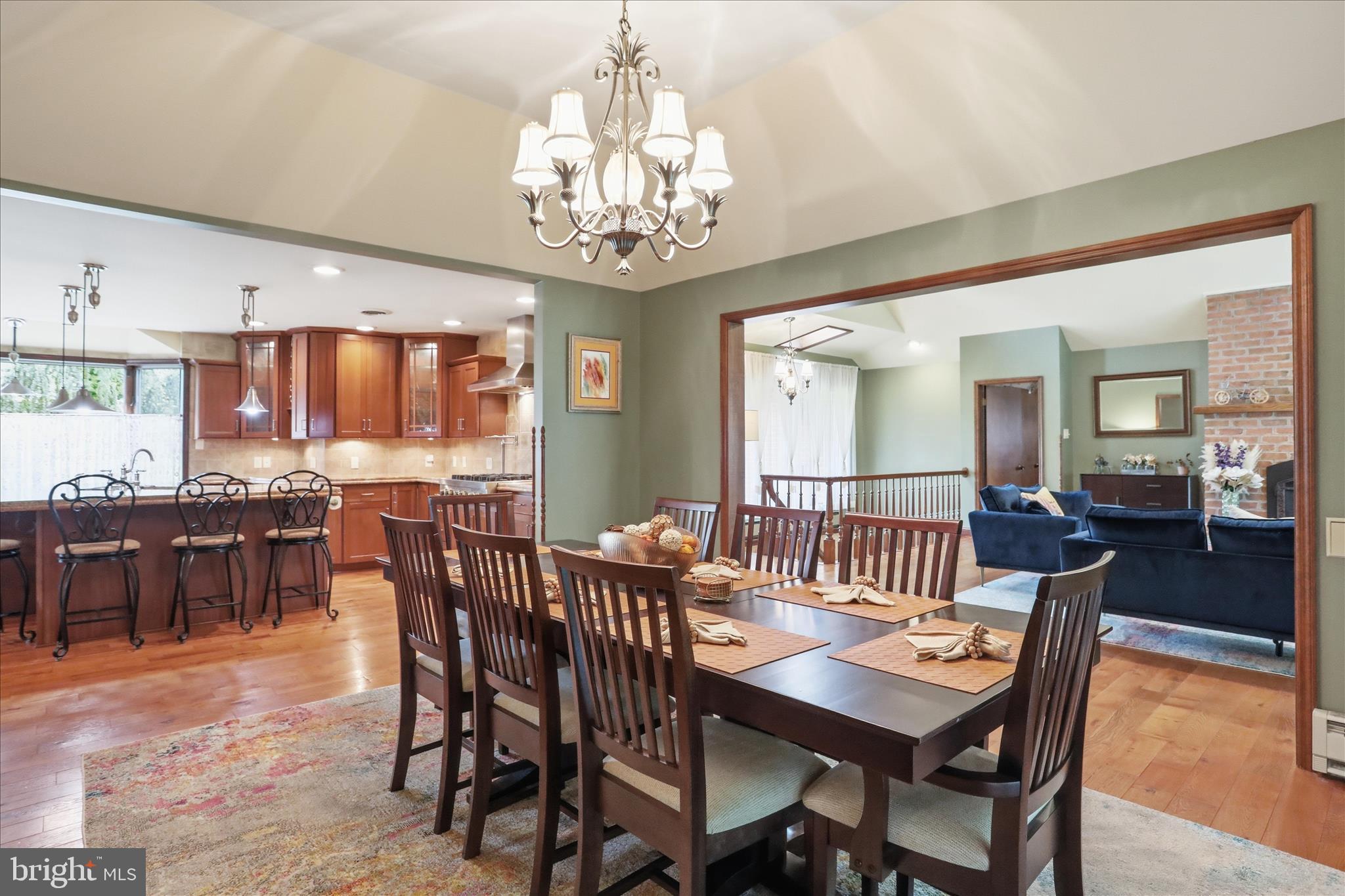 LAURICH TOWN HILL ESTATES - Residential