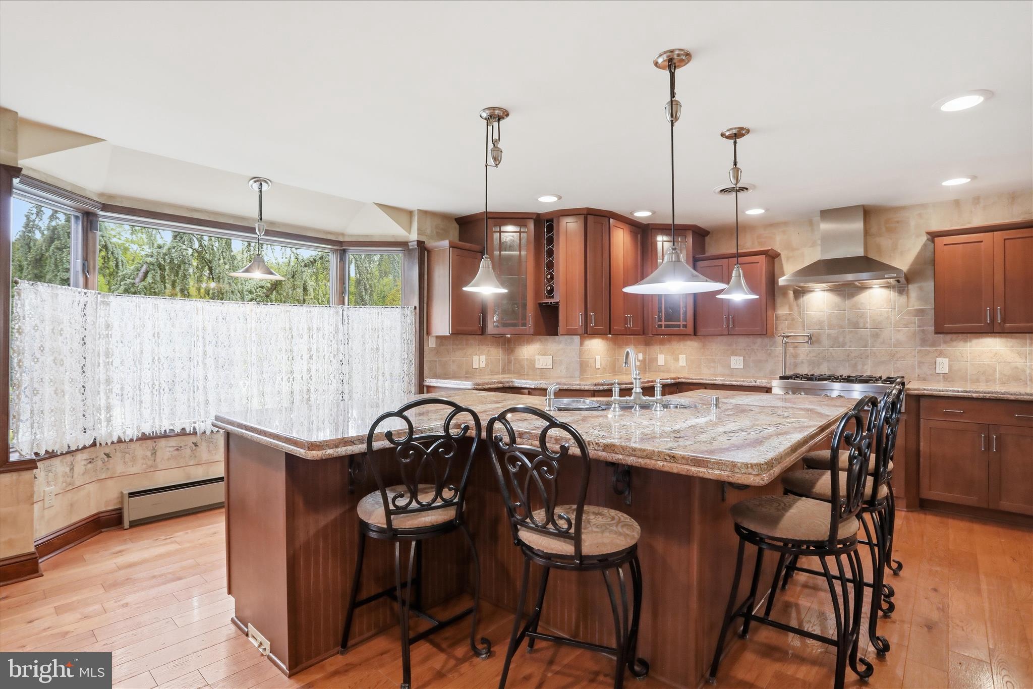 LAURICH TOWN HILL ESTATES - Residential