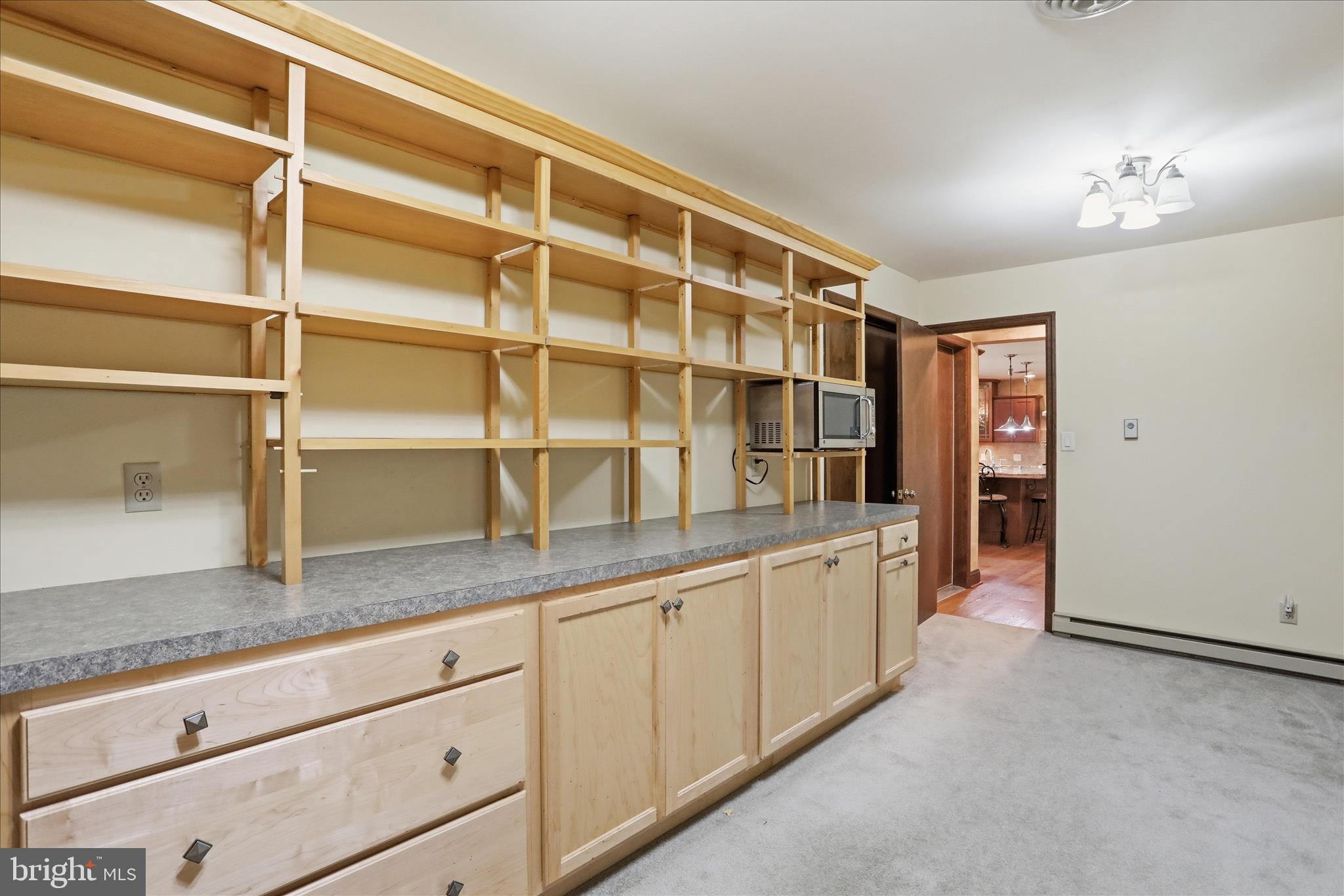 LAURICH TOWN HILL ESTATES - Residential