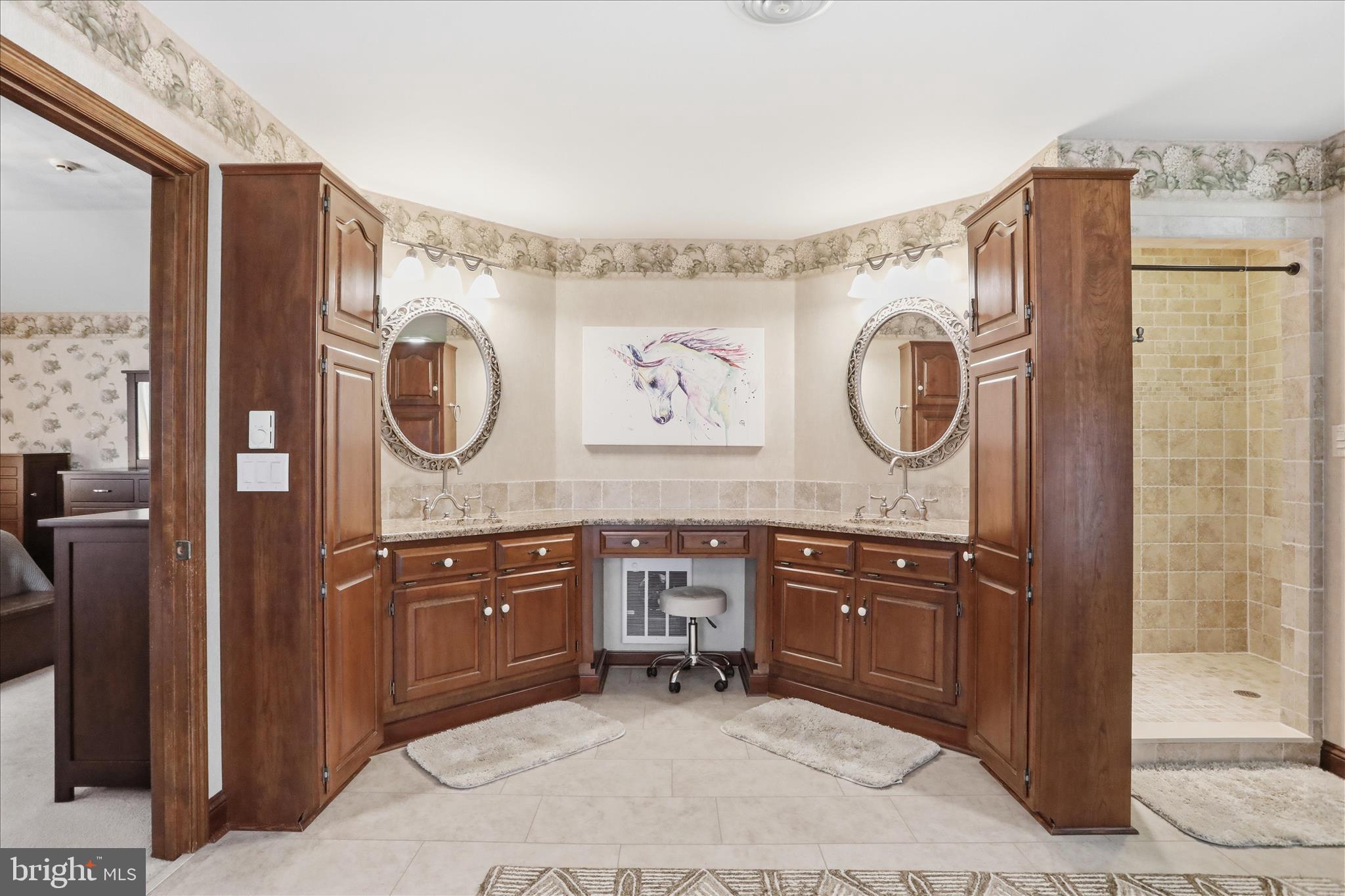 LAURICH TOWN HILL ESTATES - Residential