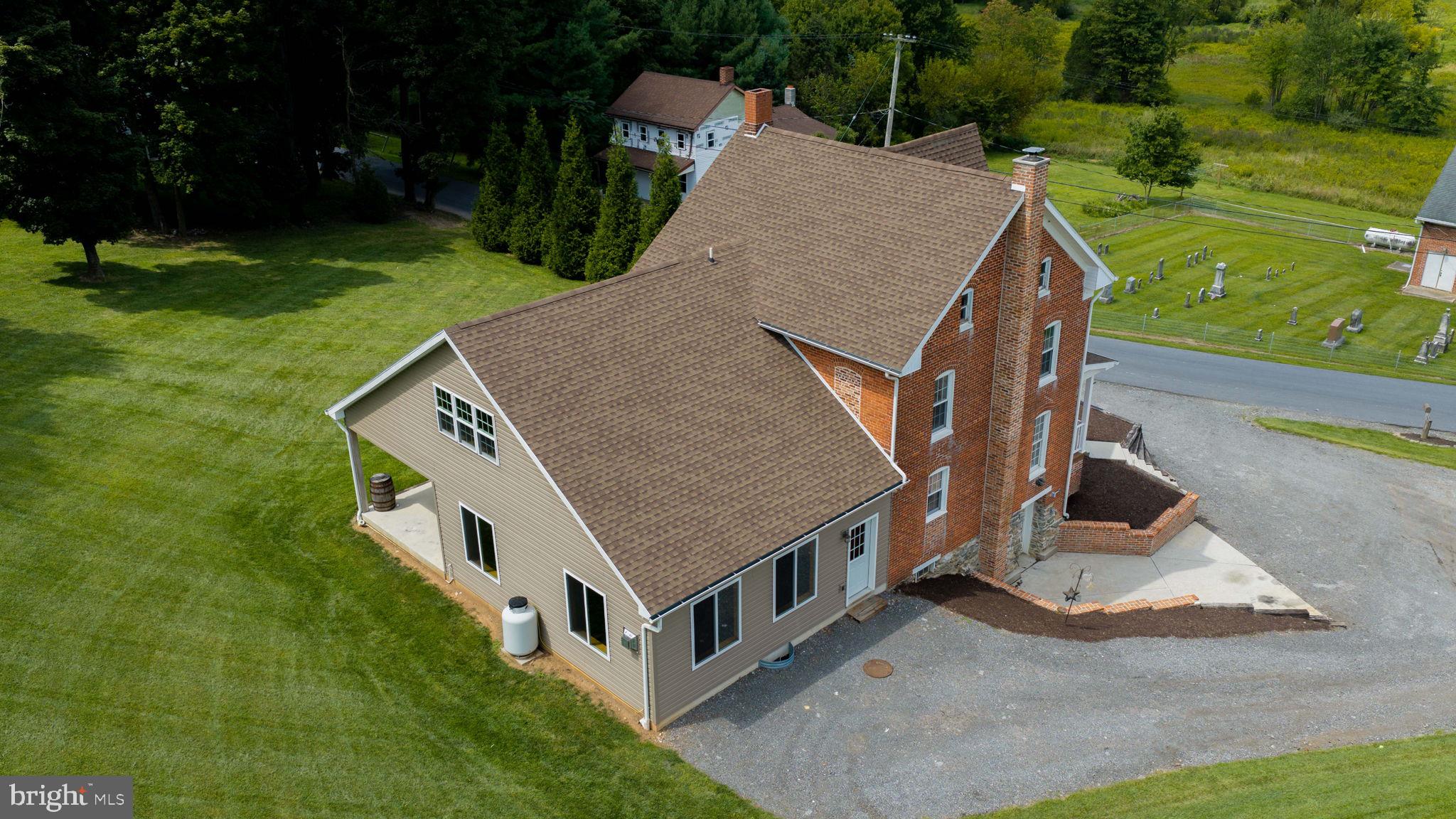 745 MEADOWVIEW DRIVE