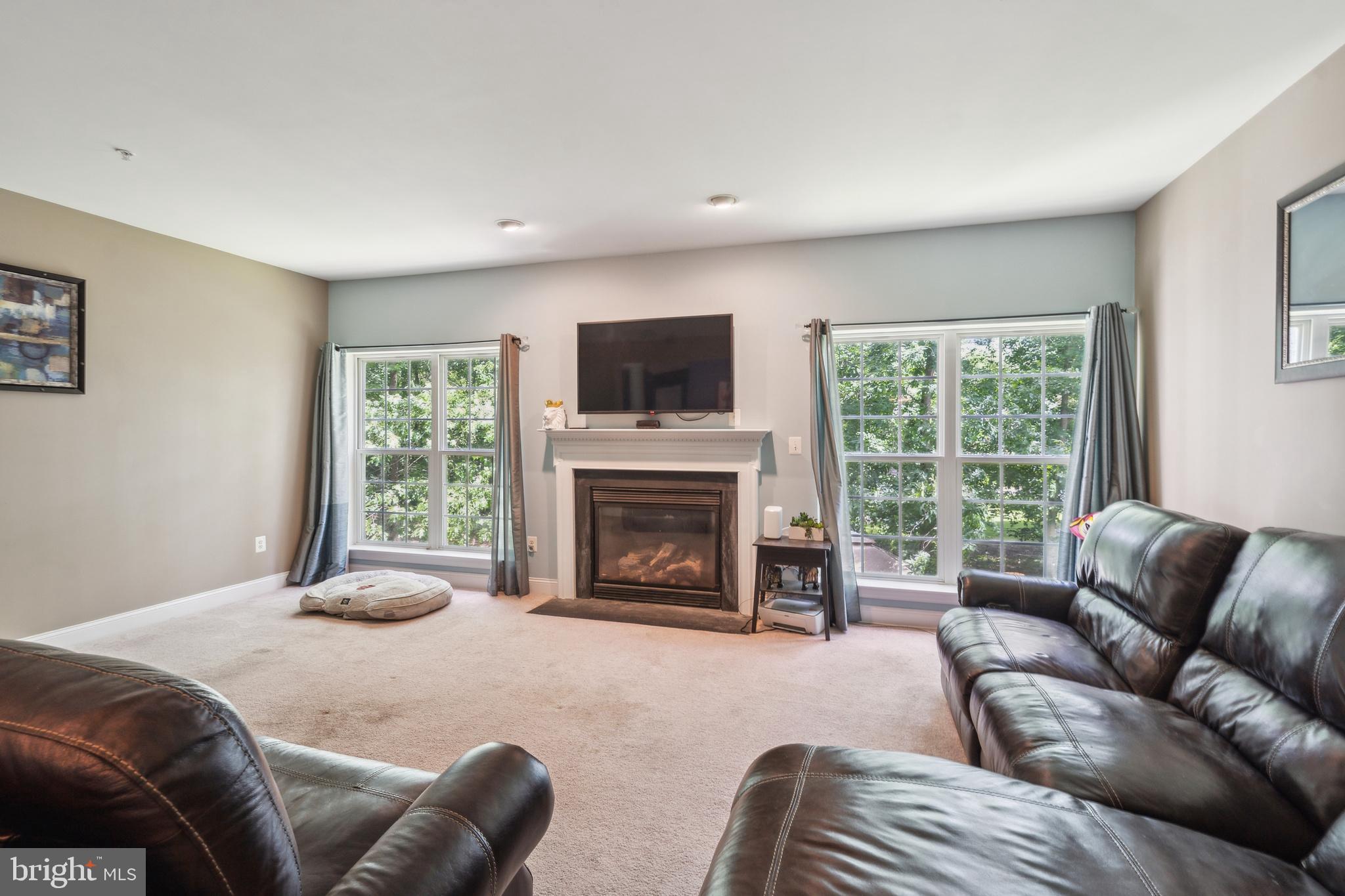 CHELTENHAM KNOLLS - Residential