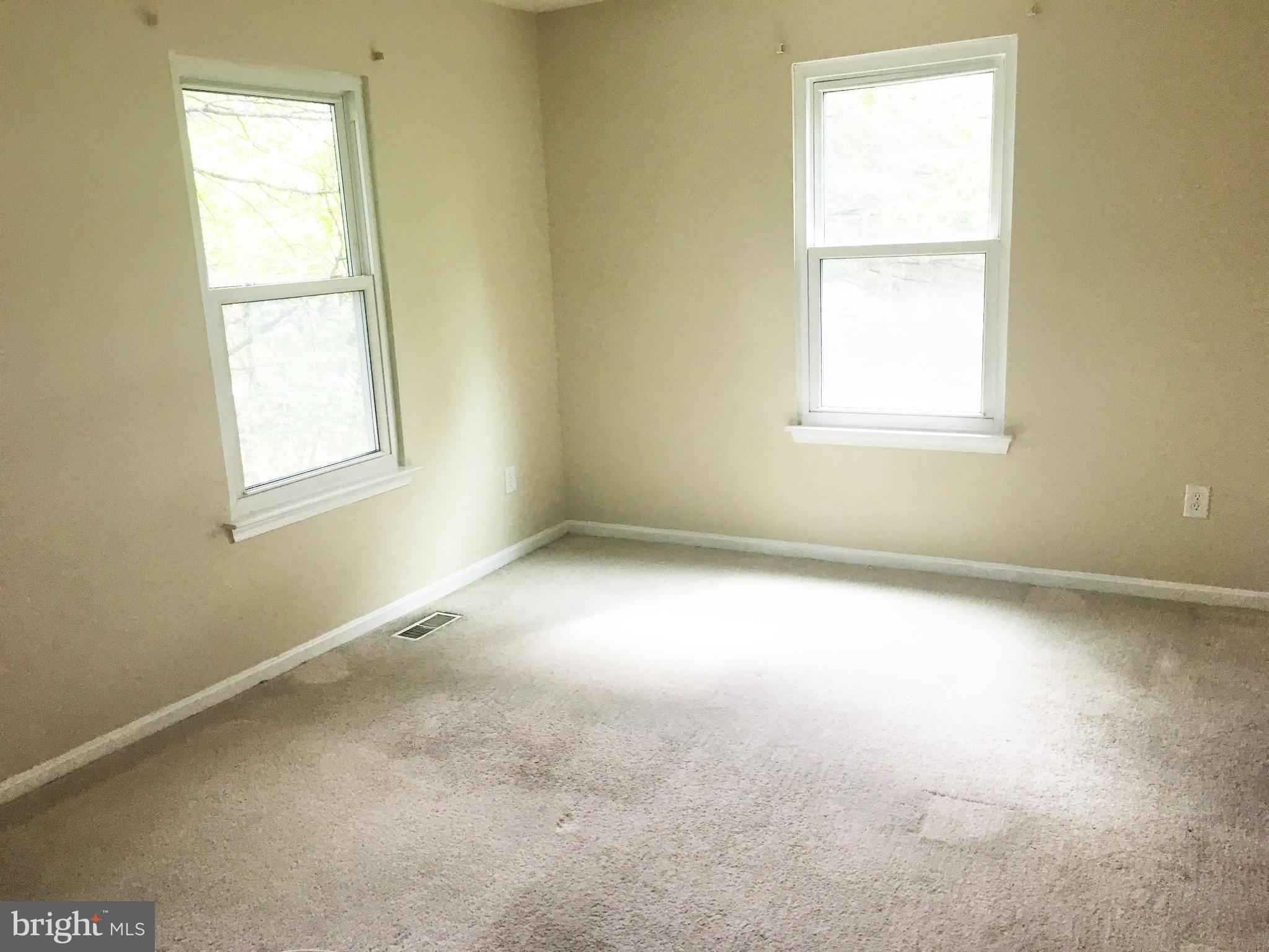 CARROLLS GREEN - Residential Lease