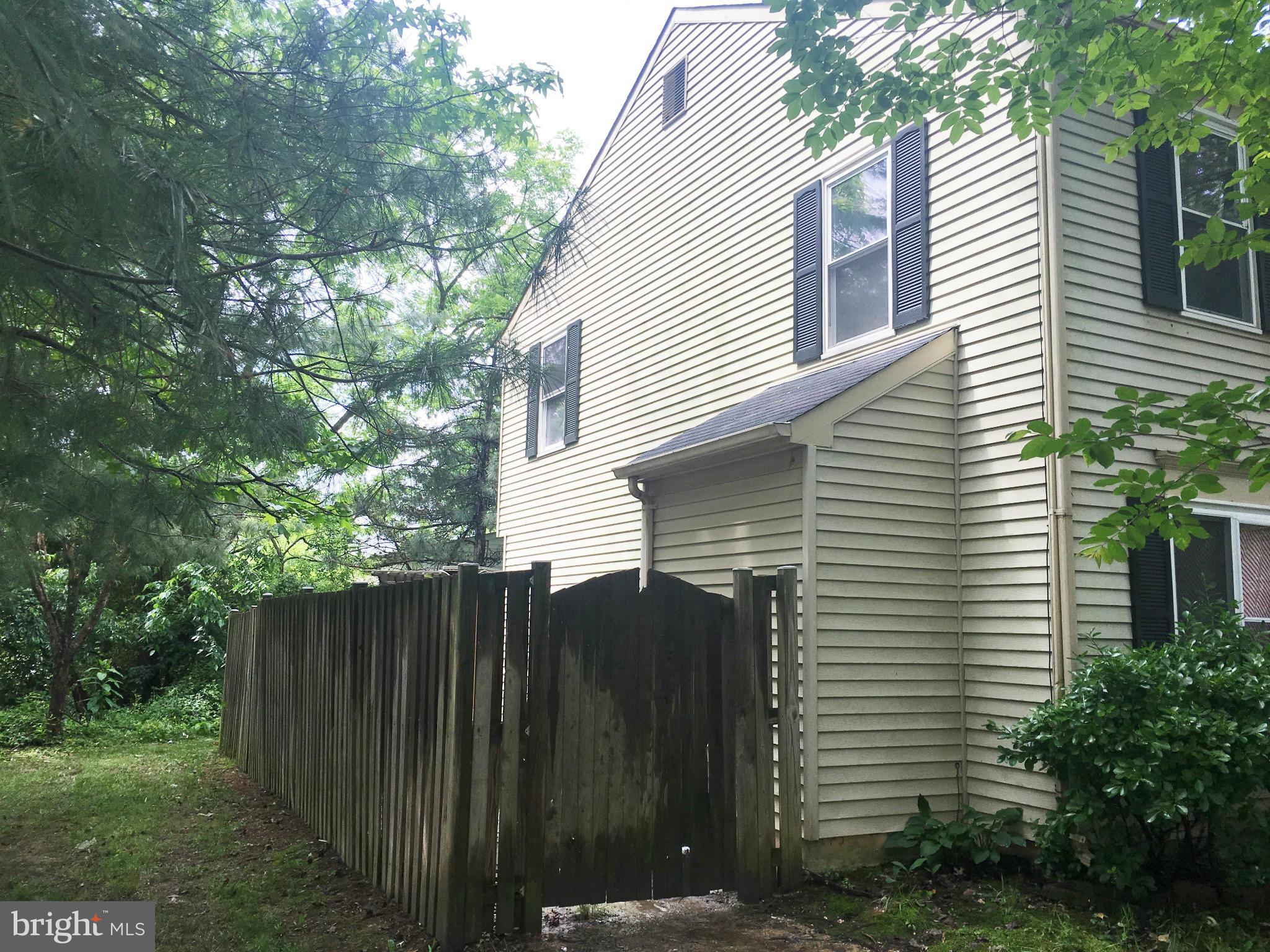 CARROLLS GREEN - Residential Lease