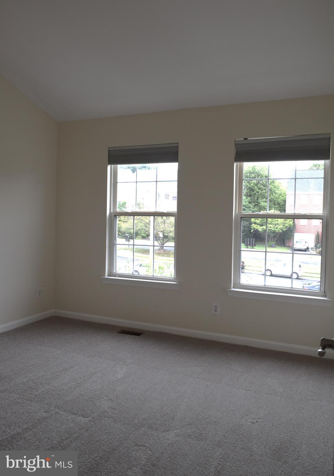 ARMISTEAD PARK - Residential Lease