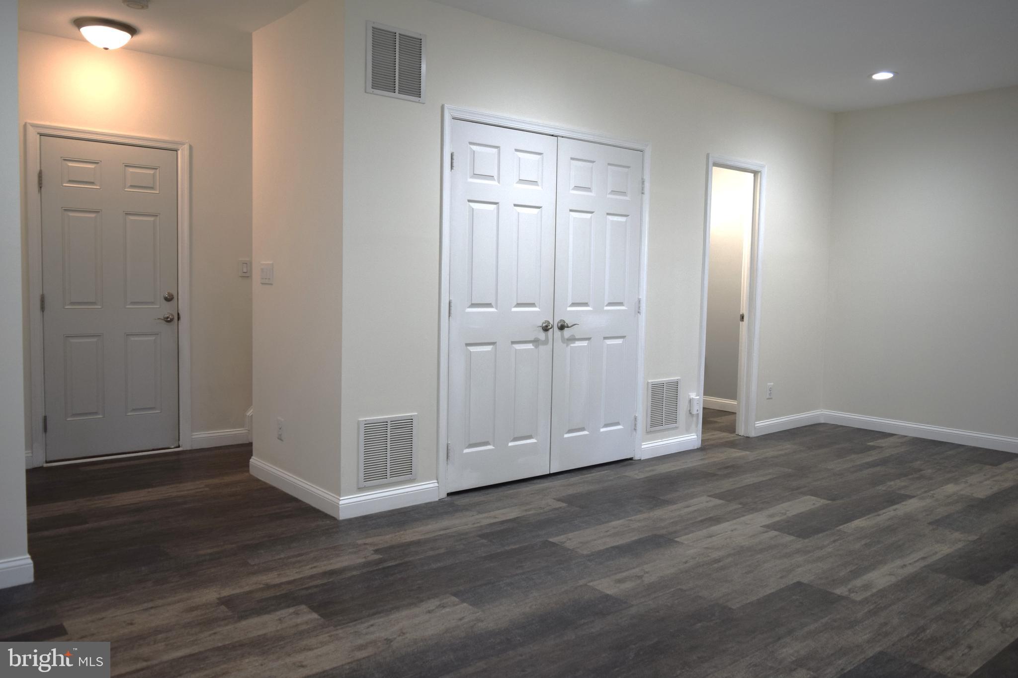 ARMISTEAD PARK - Residential Lease