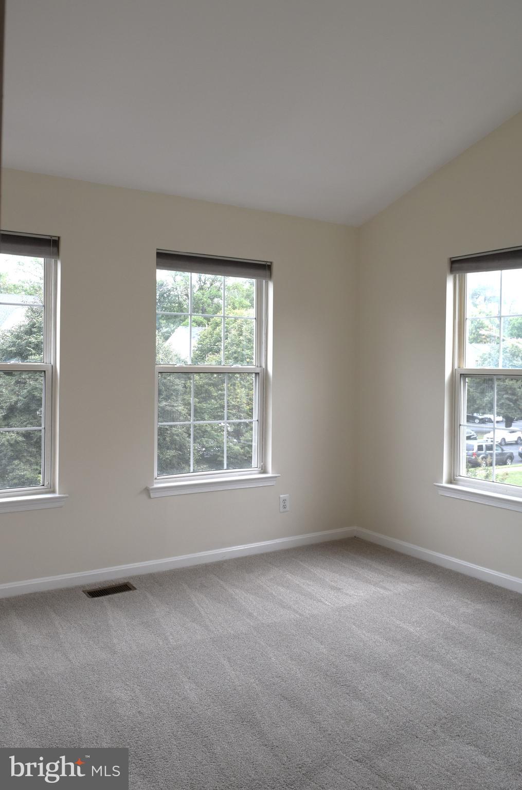 ARMISTEAD PARK - Residential Lease