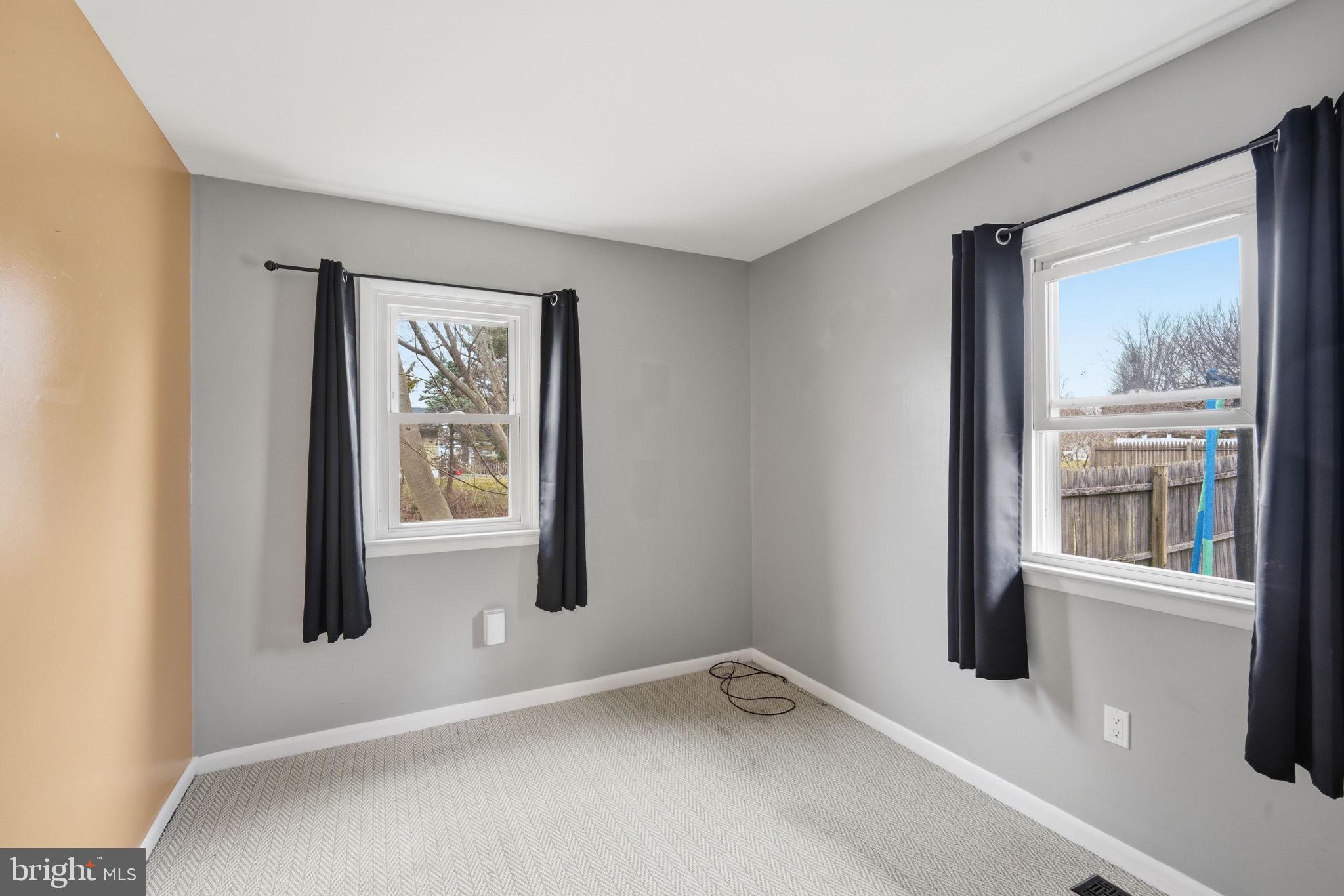 CHESTER HARBOR - Residential