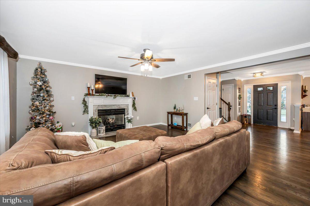 HAMMONDS MILL - Residential