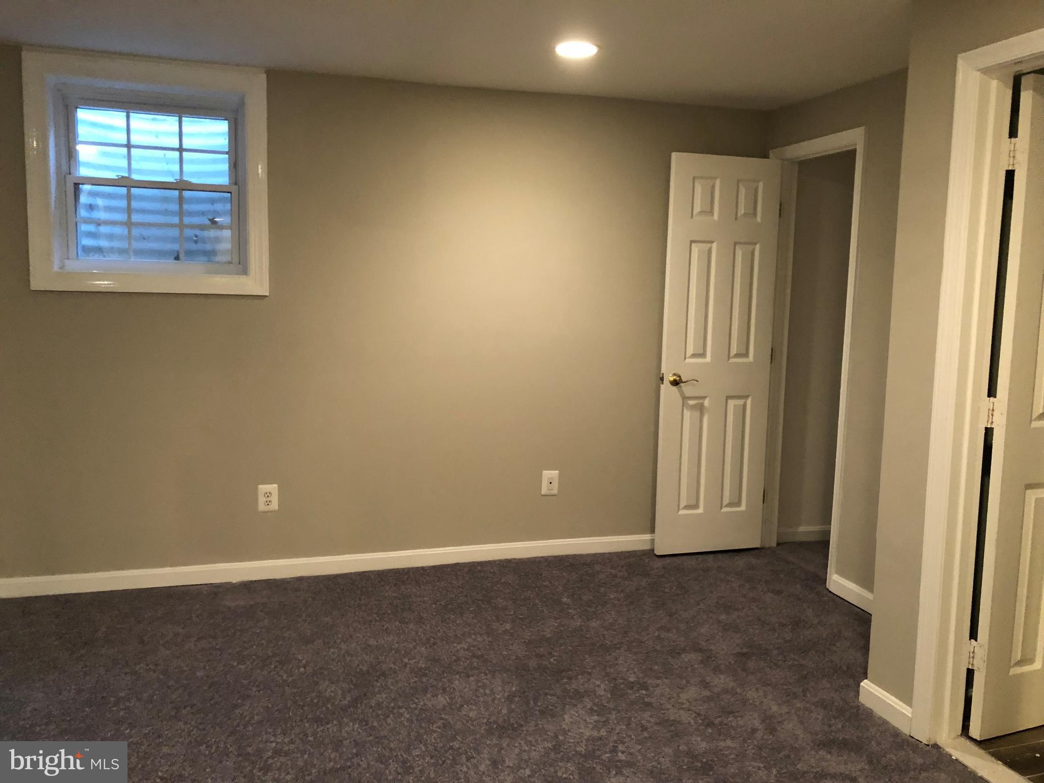 WINDSOR PARK - Residential