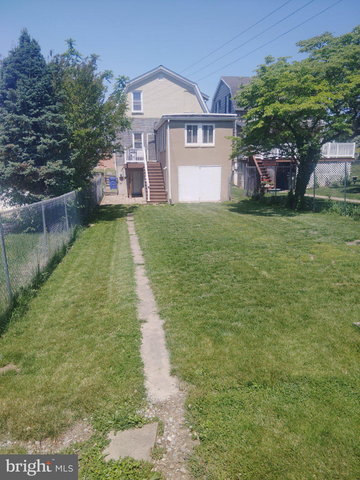 HAGERSTOWN - Residential