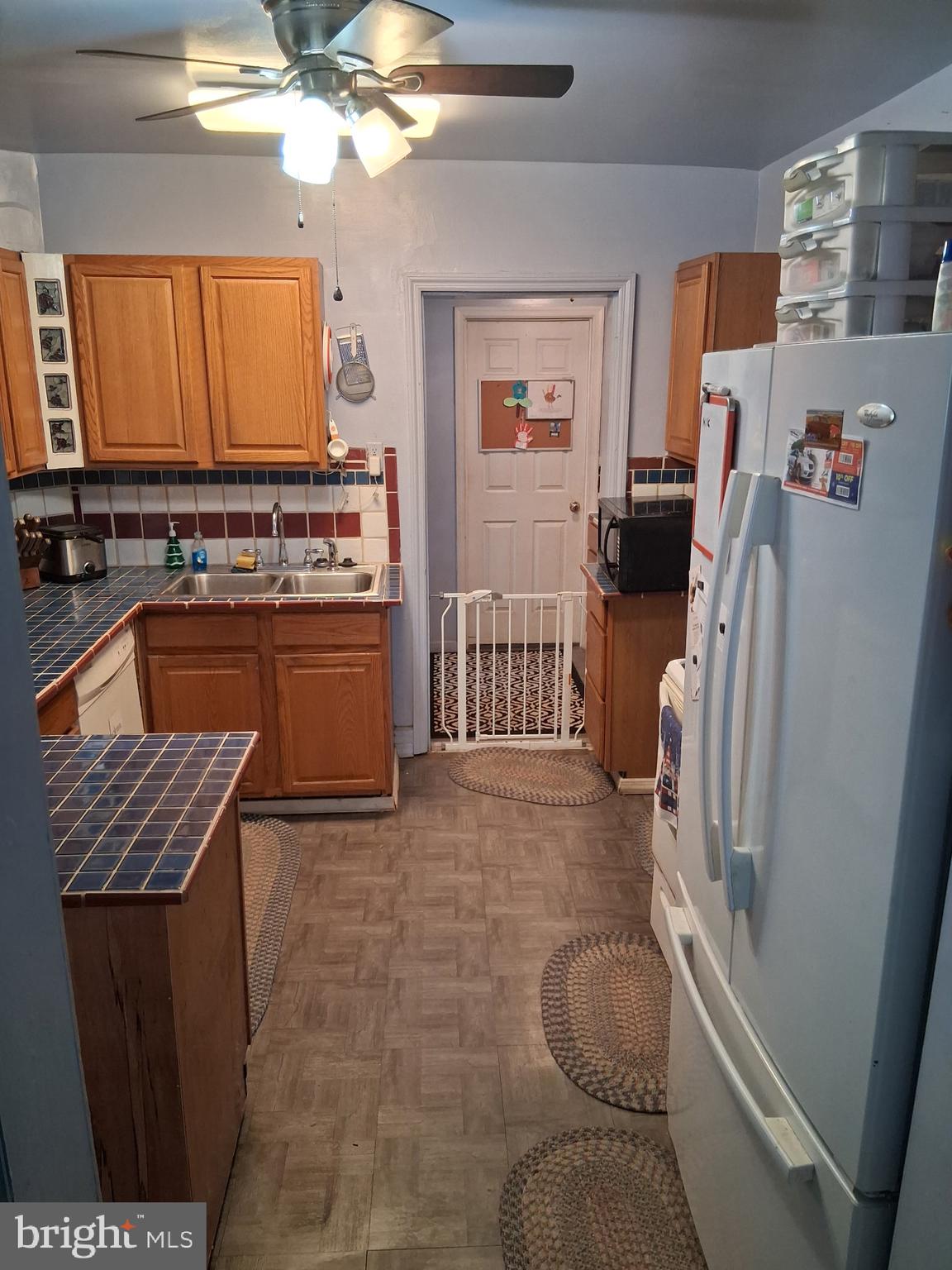 HAGERSTOWN - Residential