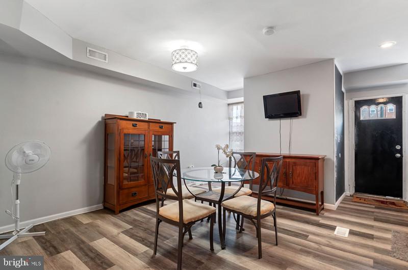 MONTEBELLO - Residential