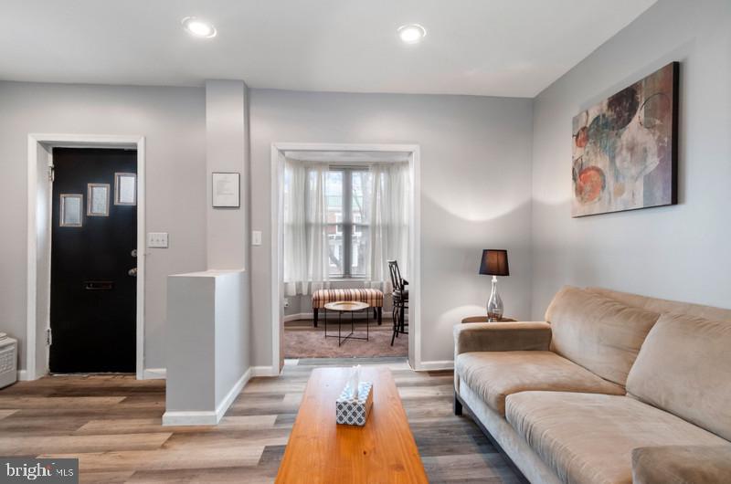 MONTEBELLO - Residential