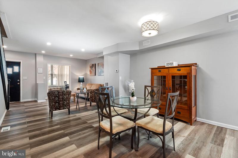 MONTEBELLO - Residential