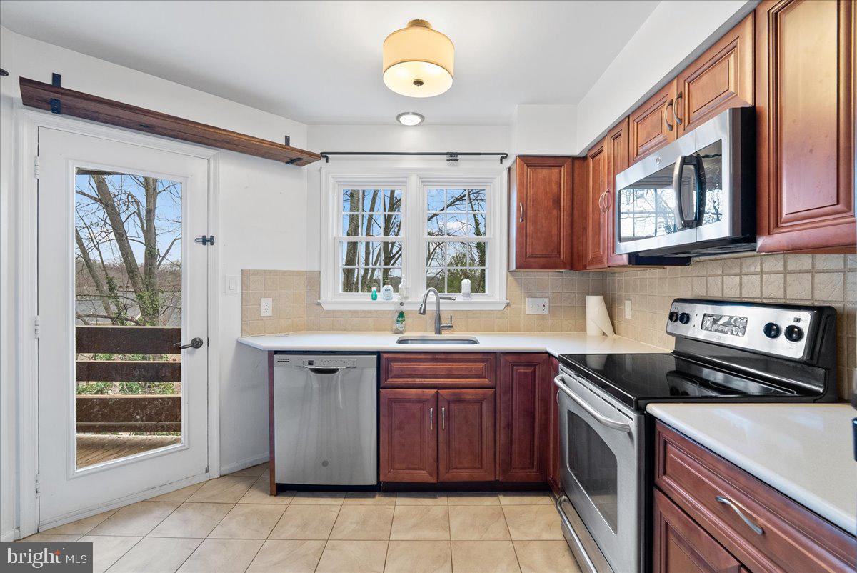 NANTUCKET AT RESTON - Residential Lease