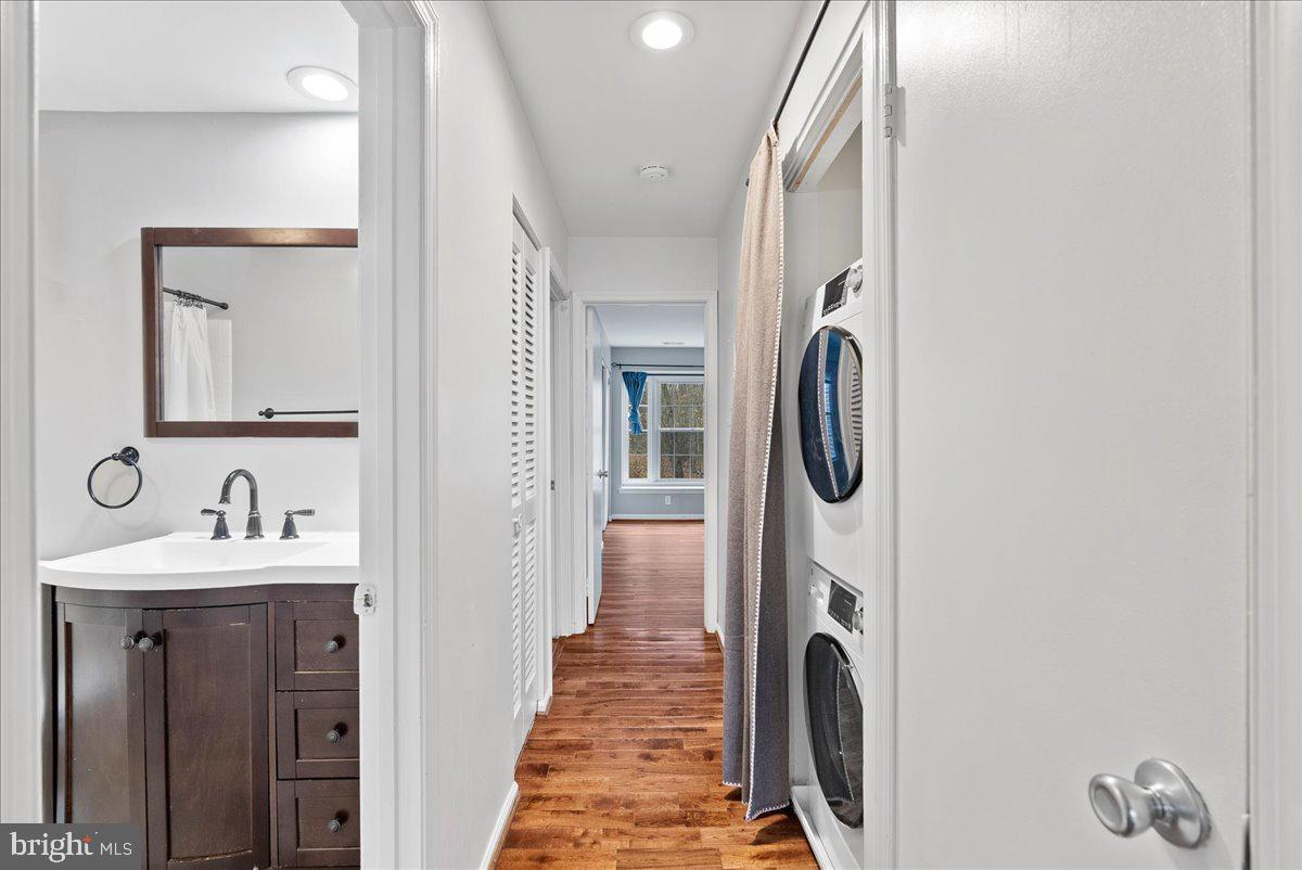 NANTUCKET AT RESTON - Residential Lease