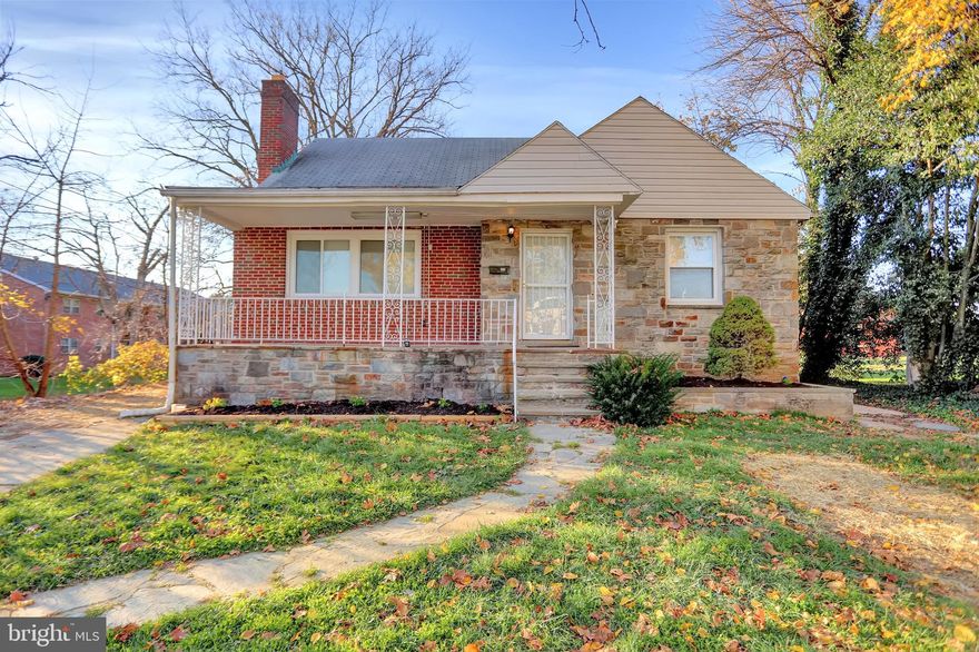 This nicely updated home has so much to offer it's new owner!  The kitchen and all 3 baths have been beautifully updated and the home has been freshly painted. Plus it's a commuter's dream - so close to major routes, shopping, schools and restaurants are all close by. So call for your private showing today - I'd love to give you a tour.