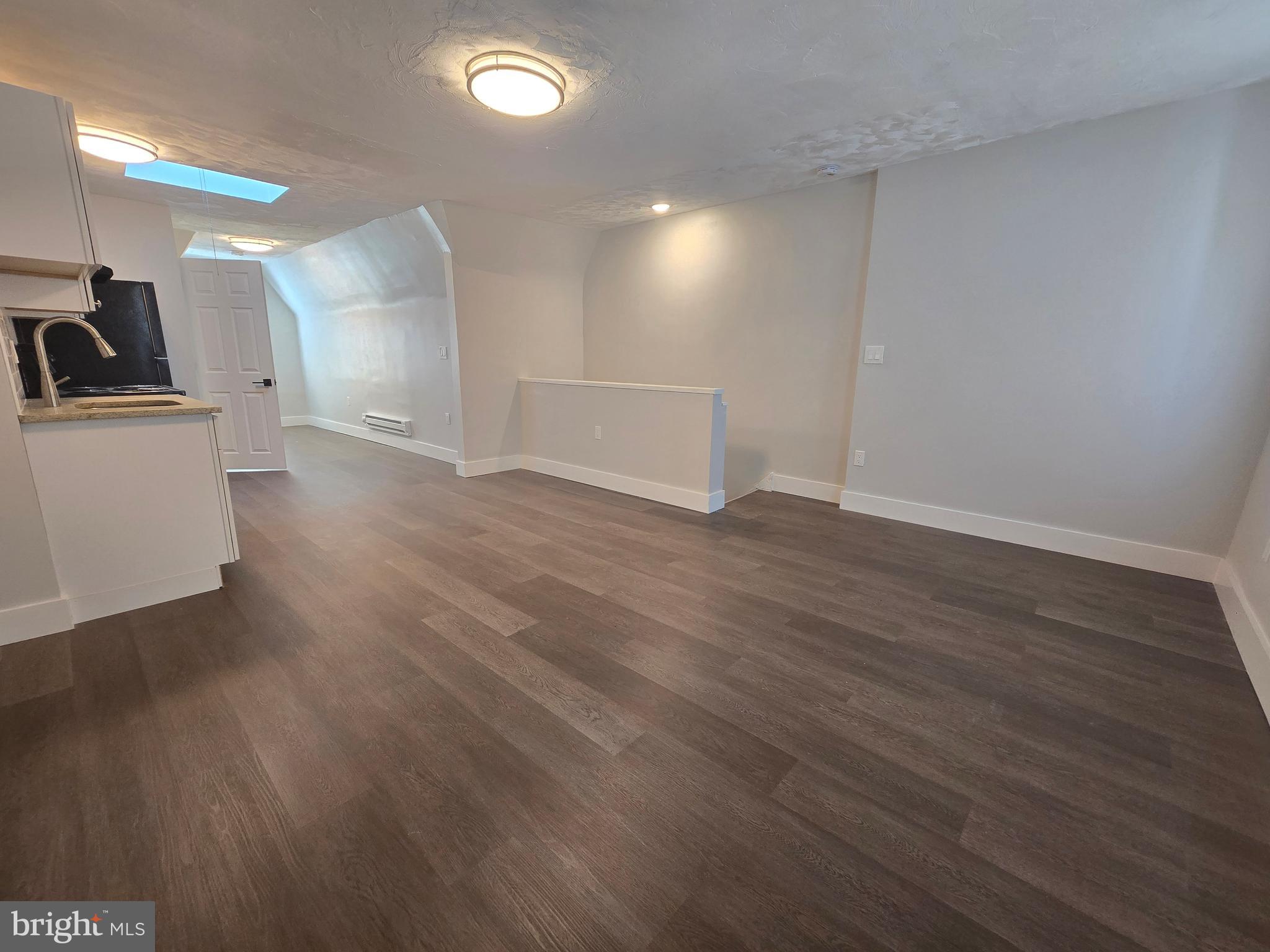 LOGAN - Residential Lease