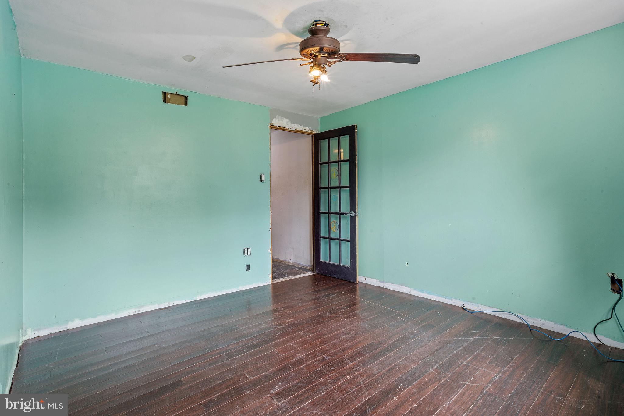 GLEN VIEW PARK - Residential