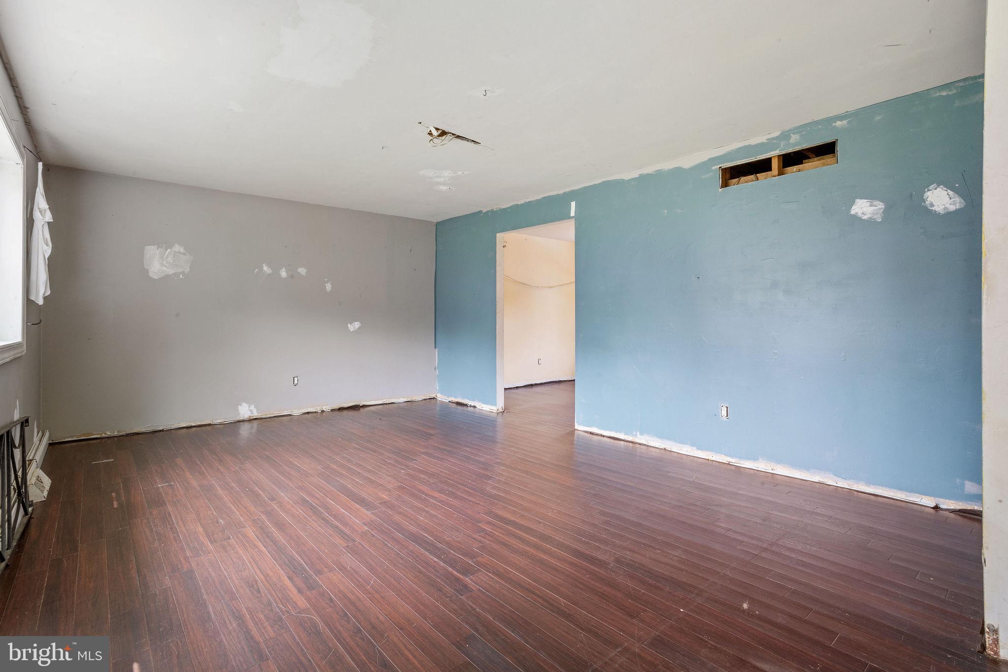 GLEN VIEW PARK - Residential