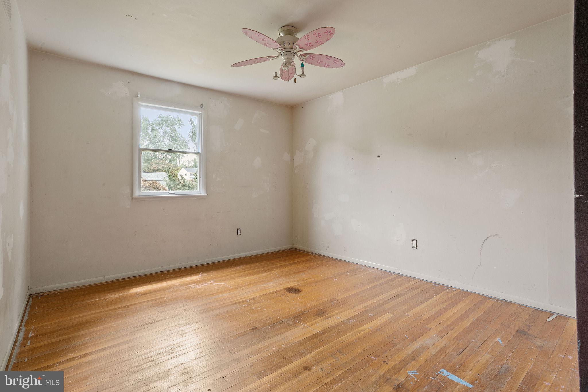 GLEN VIEW PARK - Residential